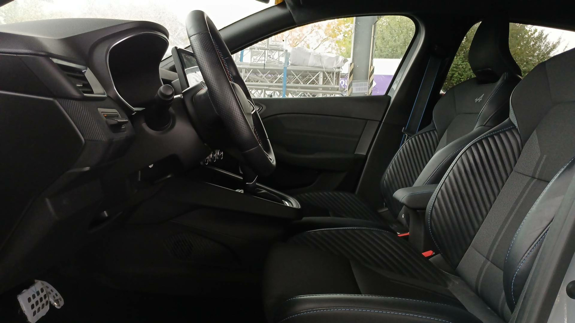 Vente en ligne Renault Clio 5 Clio E-Tech full hybrid 145 ch GSR2 au prix de 22 990 €