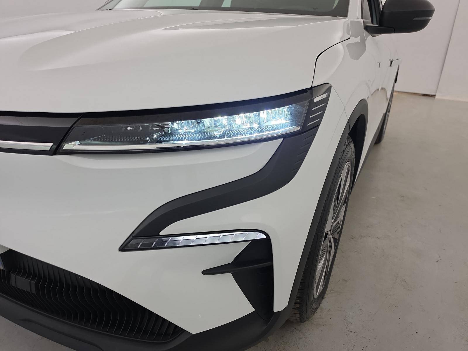 Vente en ligne Renault Megane E-Tech  EV60 130ch super charge au prix de 23 900 €