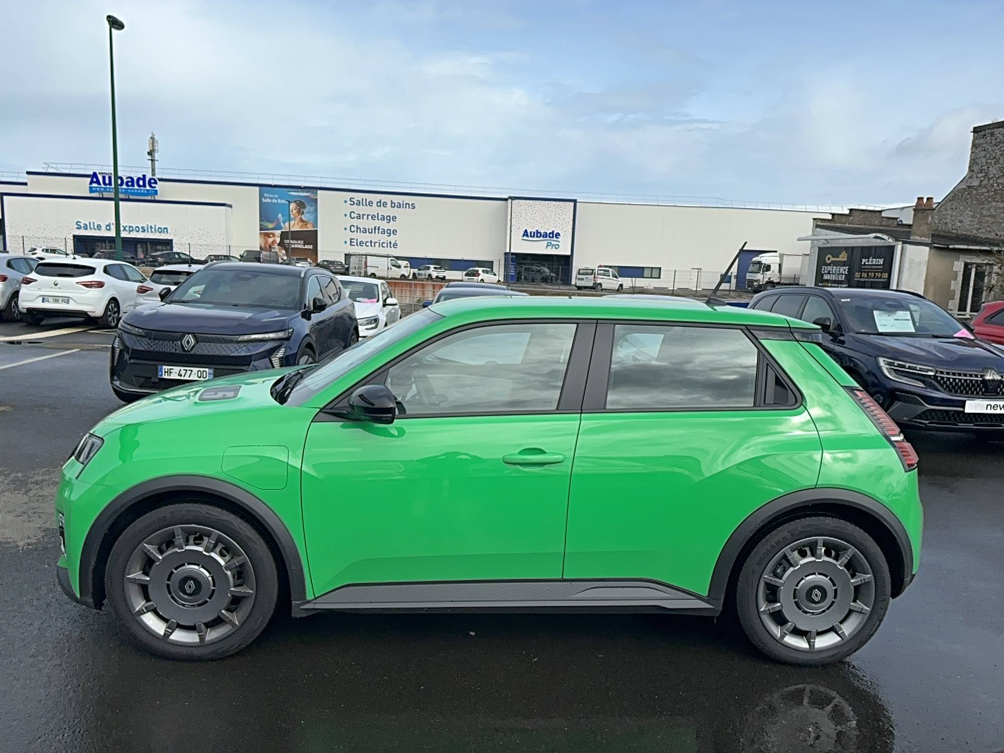 Vente en ligne Renault R5 E-Tech  120 ch autonomie urbaine au prix de 25 890 €