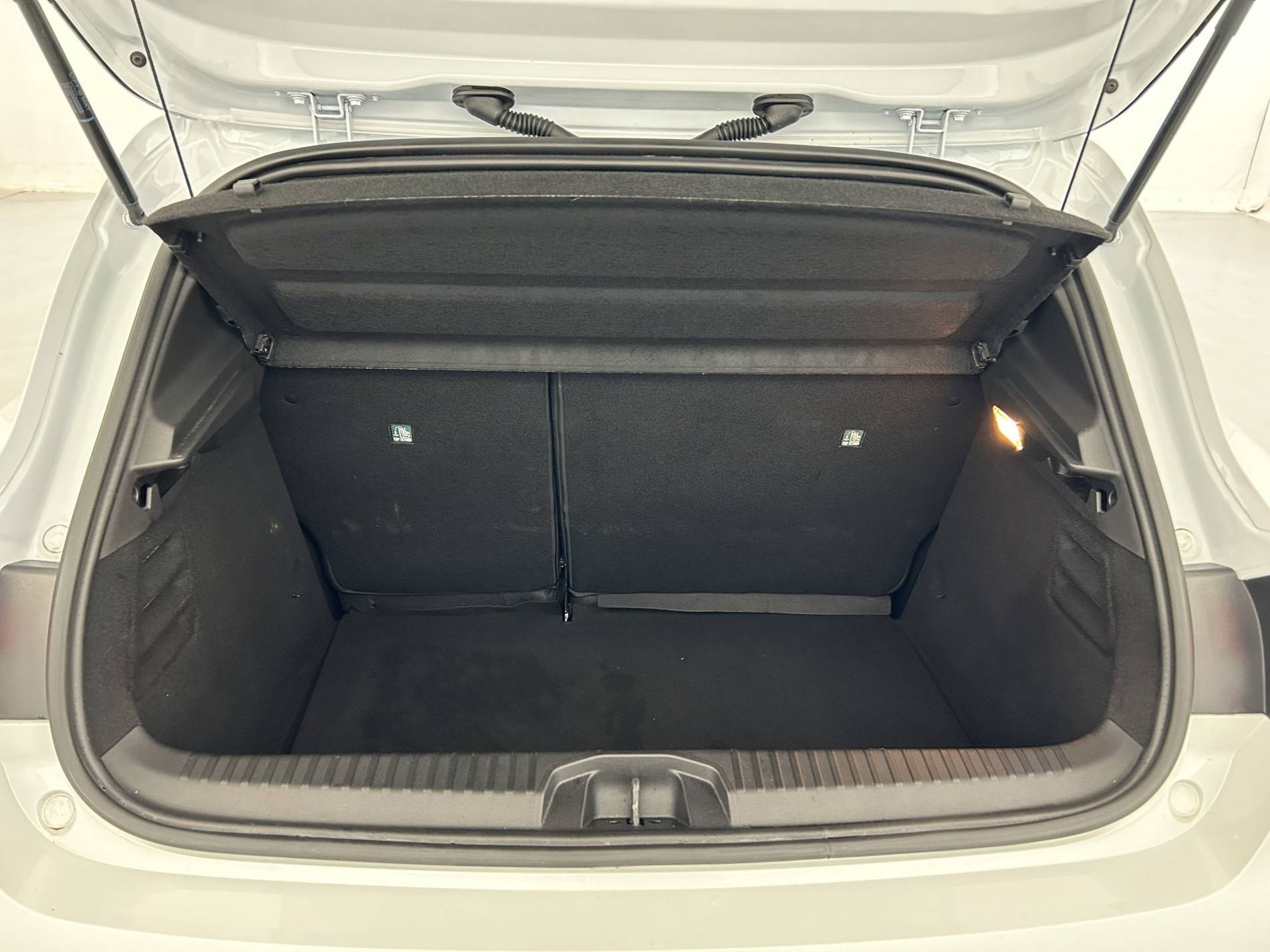 Vente en ligne Renault Clio 5 Clio TCe 140 - 21N au prix de 16 490 €