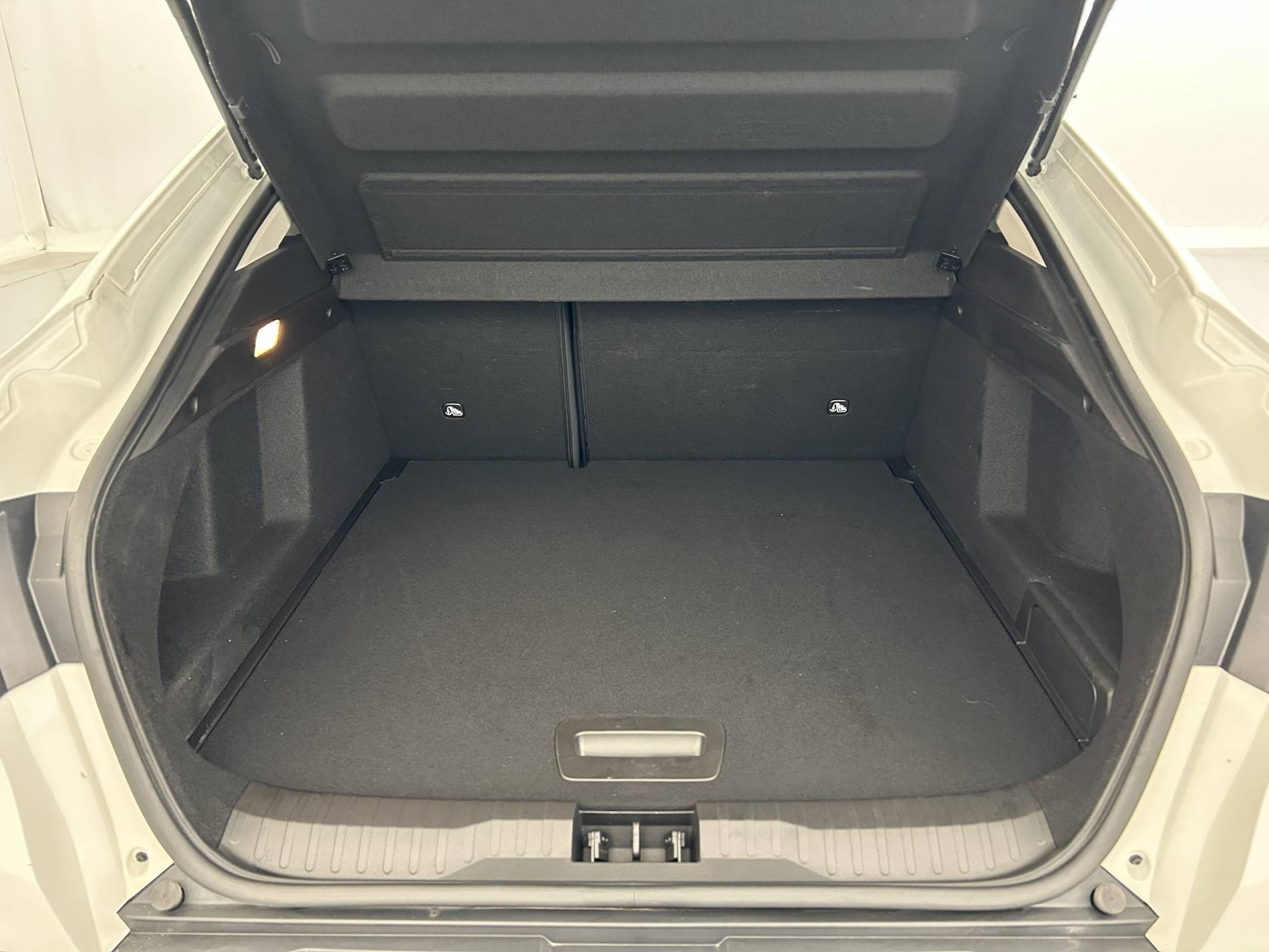 Vente en ligne Renault Arkana  E-Tech hybride 145 - 22 au prix de 20 990 €