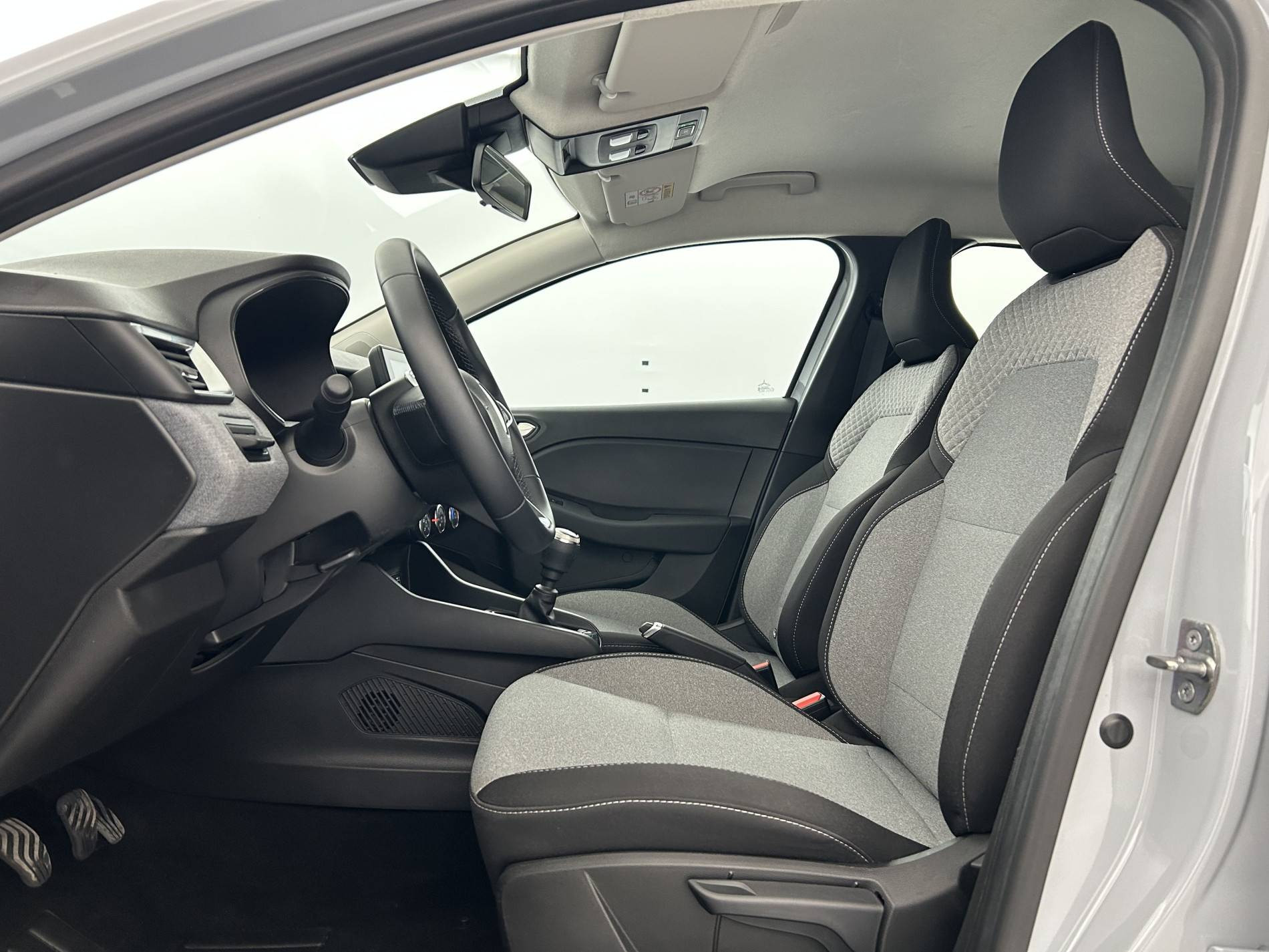 Vente en ligne Renault Clio 5 Clio TCe 90 au prix de 15 990 €
