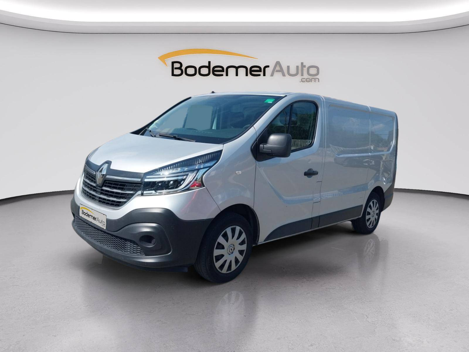 Renault Trafic 3 Fourgon TRAFIC FGN L1H1 1000 KG DCI 120 occasion de 2021 en vente à Châteaulin