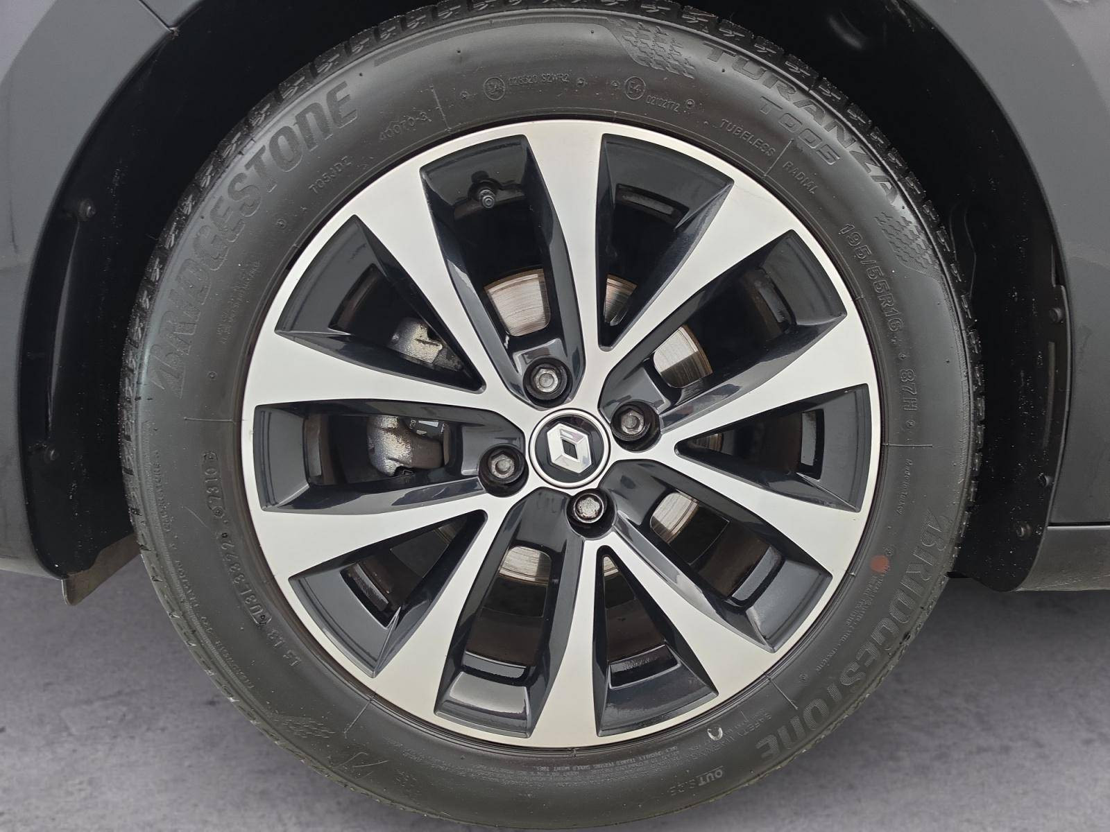 Vente en ligne Renault Clio 5 Clio TCe 90 au prix de 14 900 €