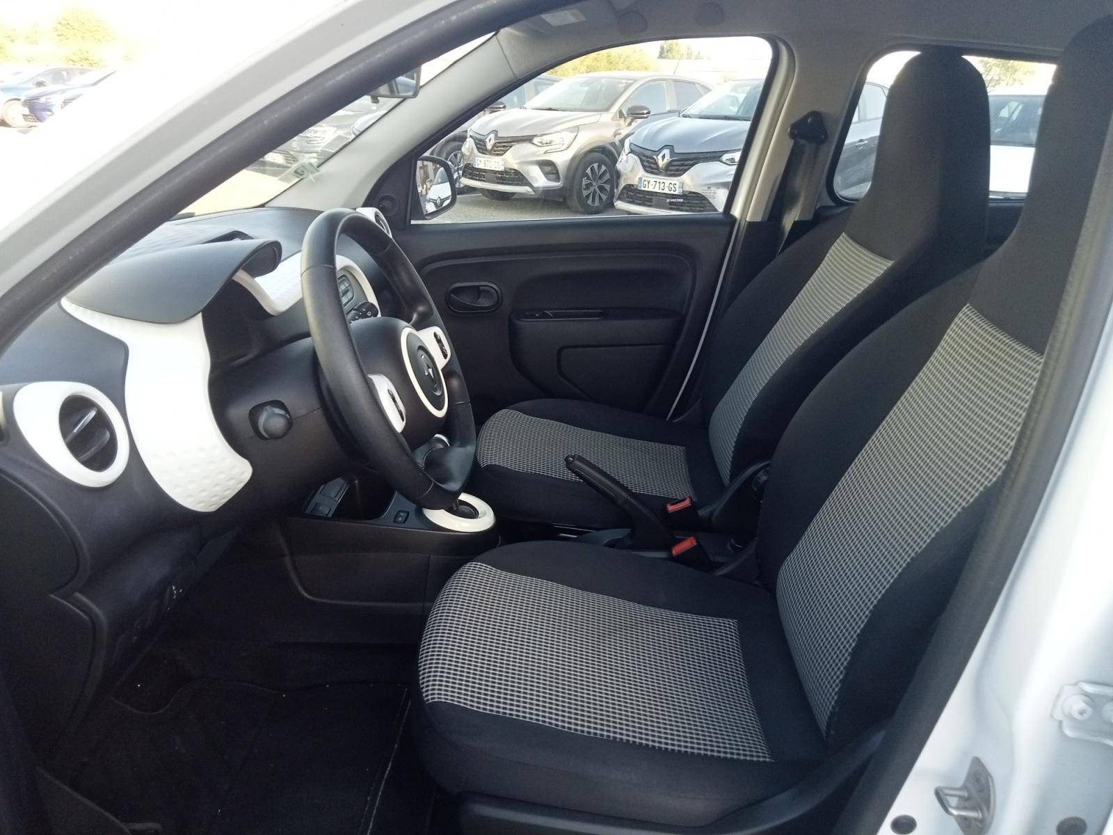 Vente en ligne Renault Twingo Electrique Twingo III E-Tech au prix de 10 950 €