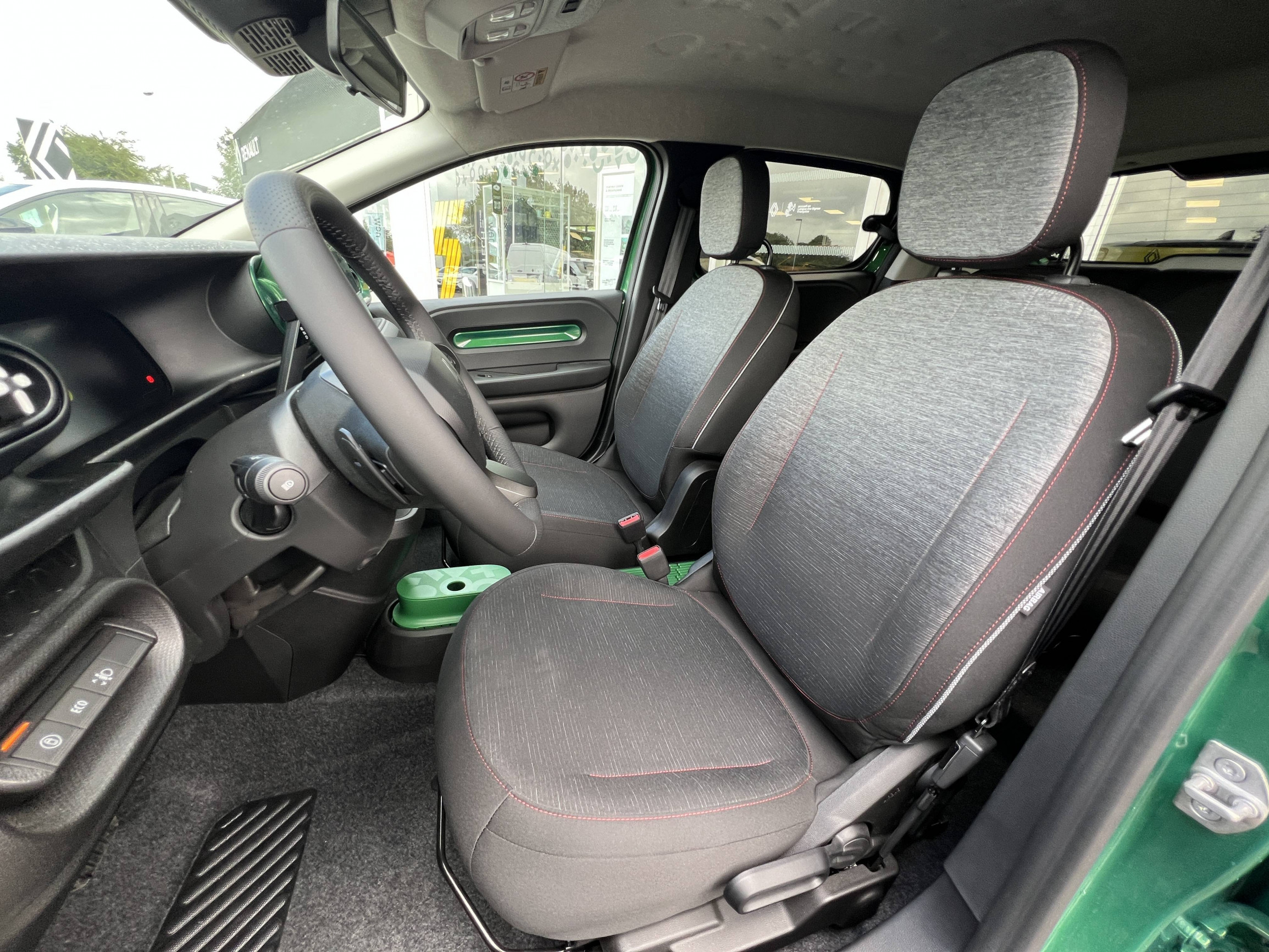 Vente en ligne Renault Twingo Electrique  80 ch autonomie urbaine au prix de 22 490 €