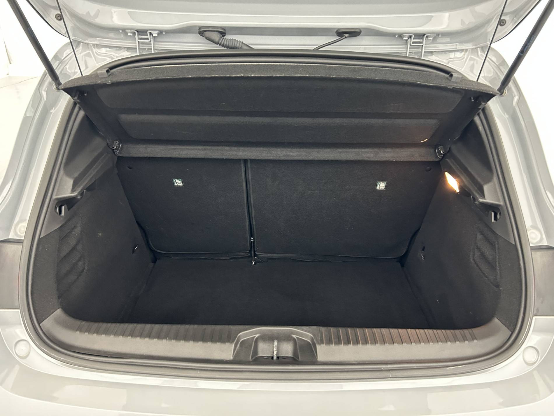 Vente en ligne Renault Clio 5 Clio TCe 90 au prix de 15 990 €