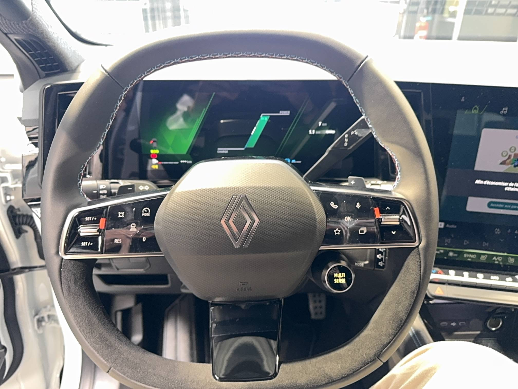 Vente en ligne Renault Austral  full hybrid E-Tech 200 ch au prix de 42 790 €