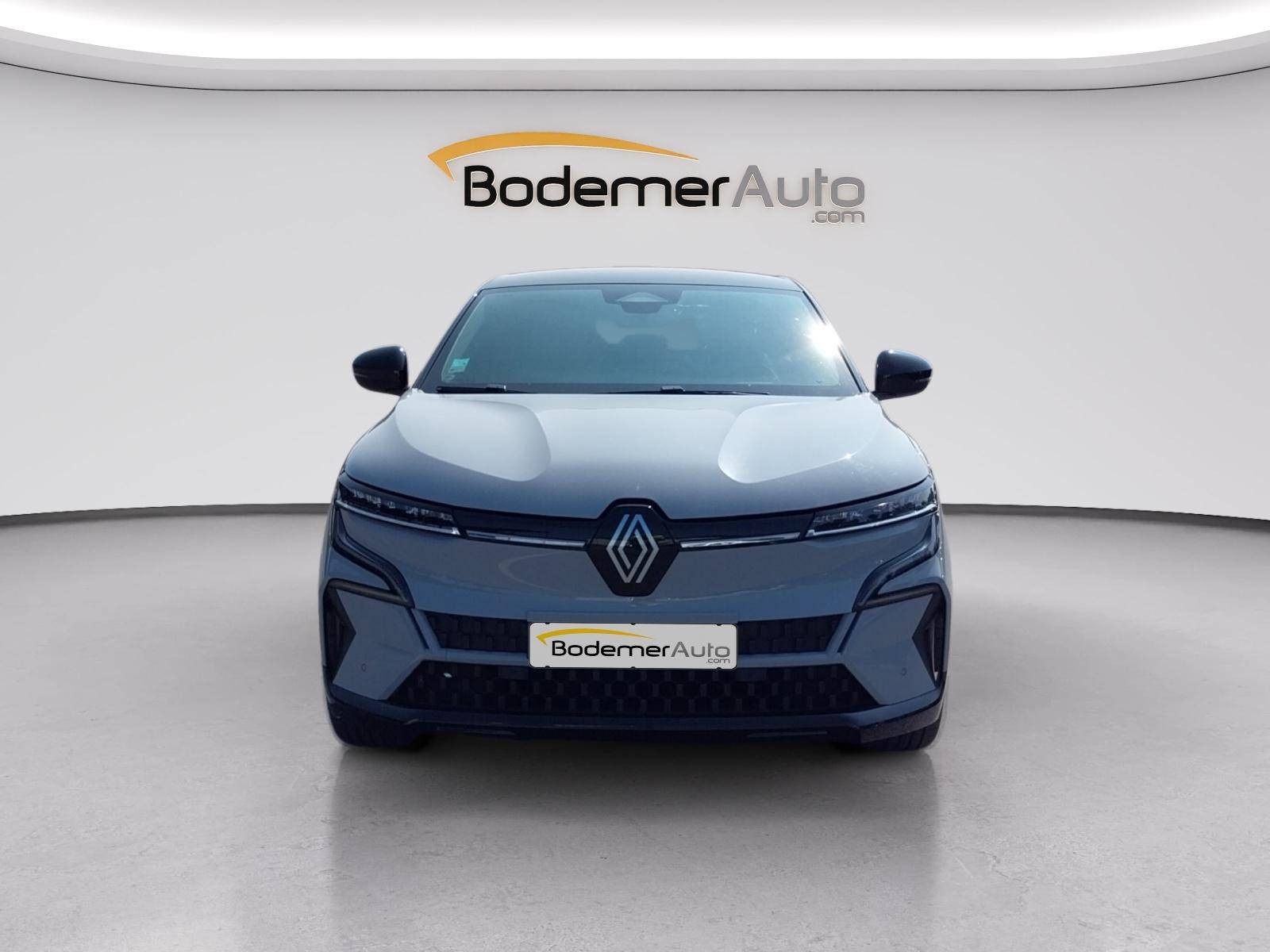 Vente en ligne Renault Megane E-Tech  EV60 220 ch super charge au prix de 28 900 €