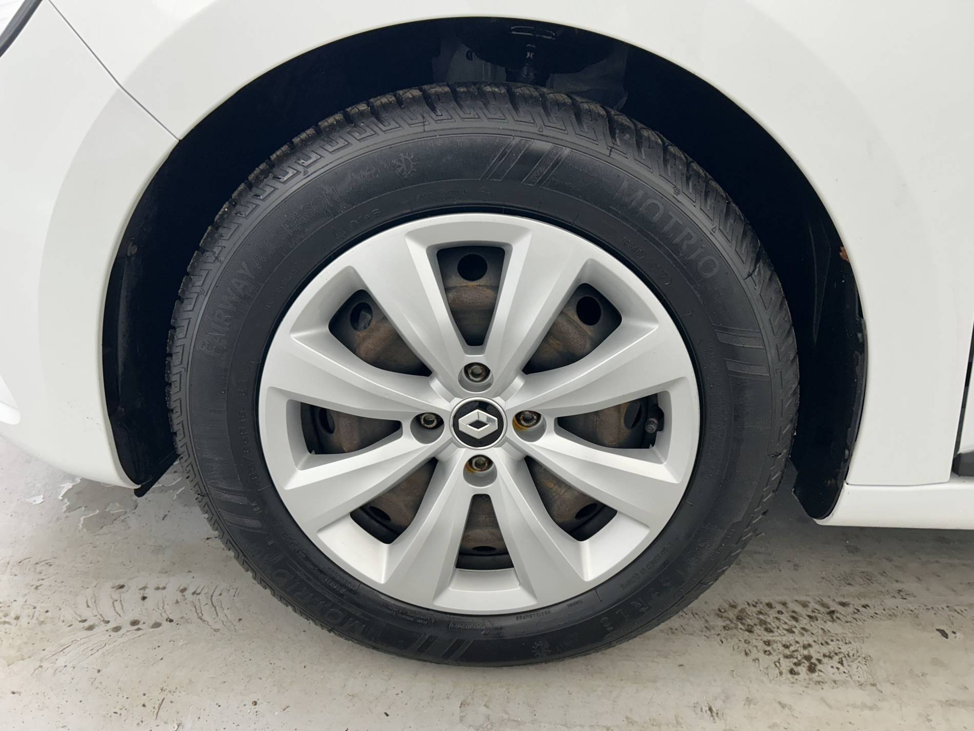 Vente en ligne Renault Clio 5 CLIO SOCIETE BLUE DCI 85 au prix de 10 490 €