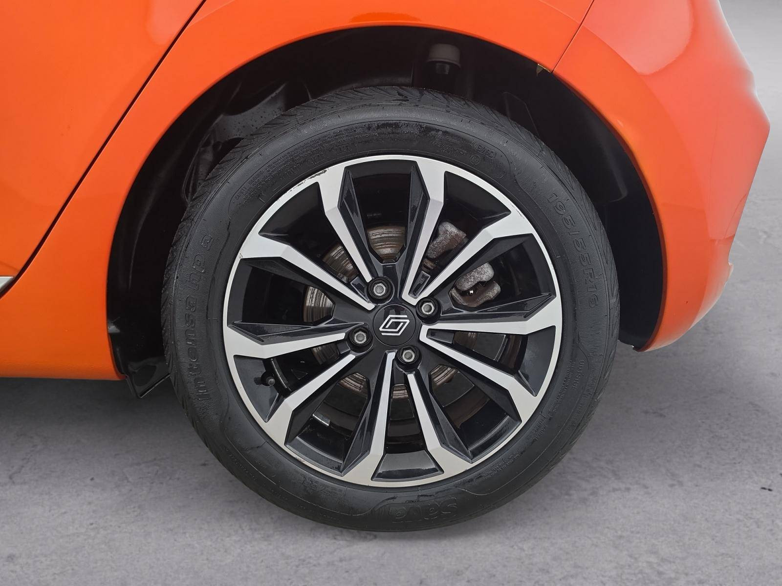 Vente en ligne Renault Clio 5 Clio E-Tech full hybrid 145 au prix de 18 490 €