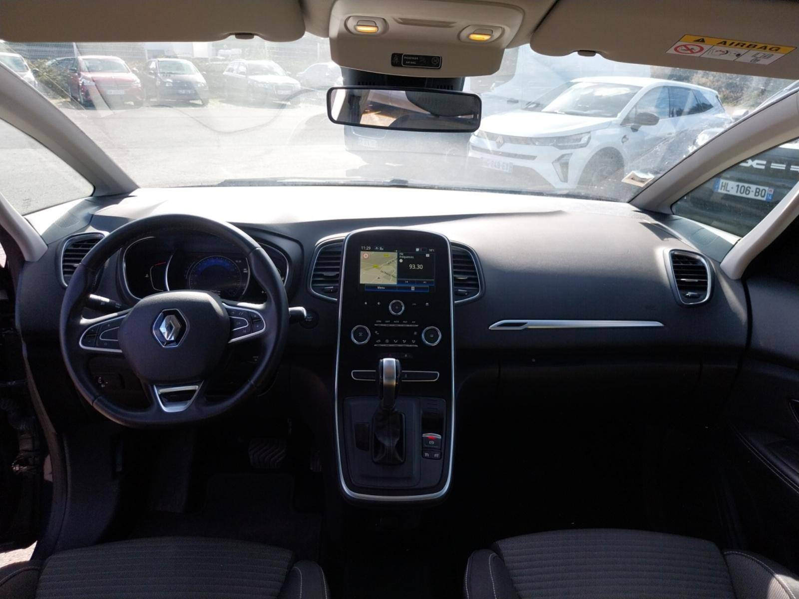 Vente en ligne Renault Scenic 4 Scenic Blue dCi 120 EDC au prix de 14 990 €