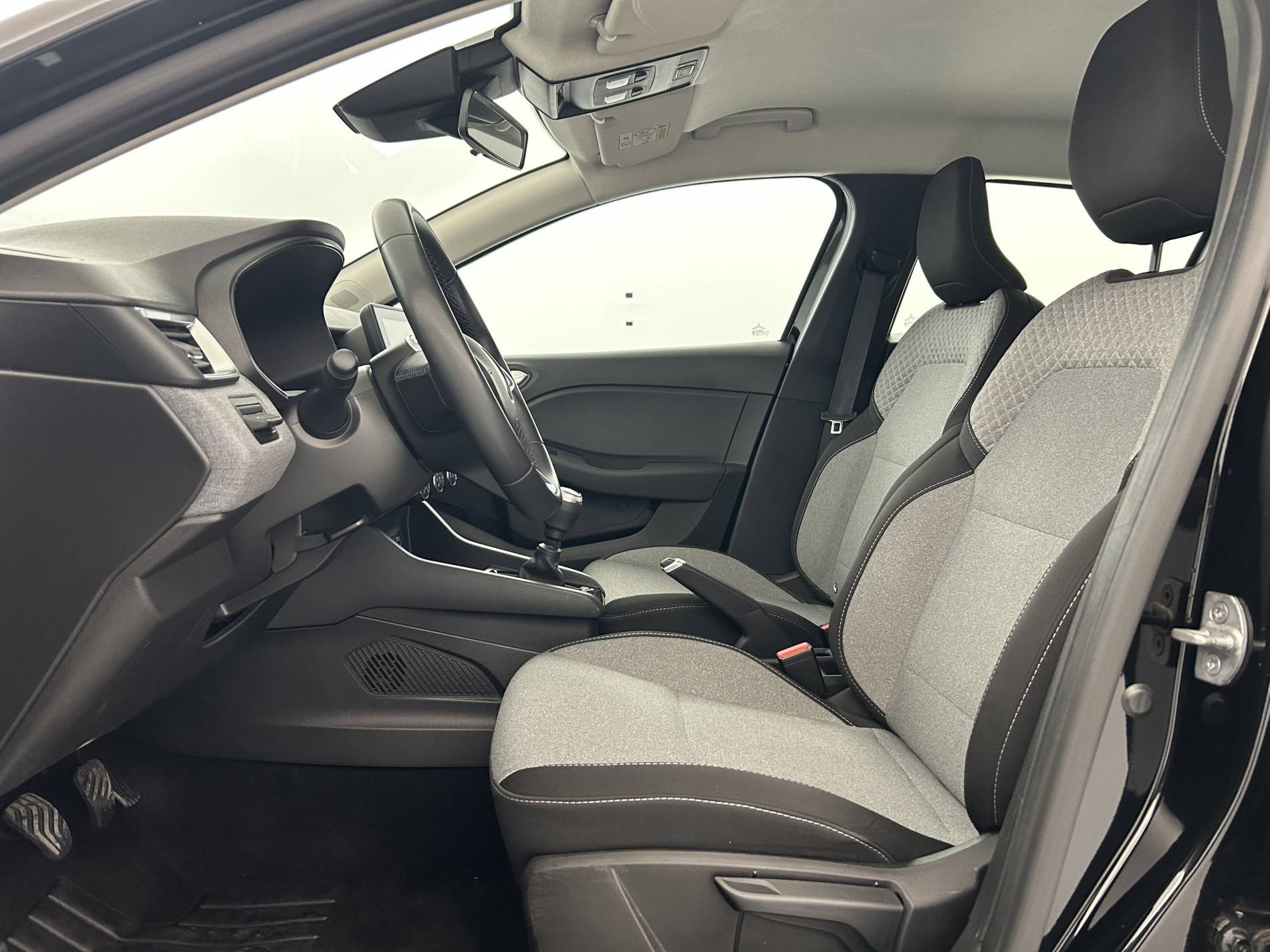 Vente en ligne Renault Clio 5 Clio TCe 90 au prix de 14 590 €