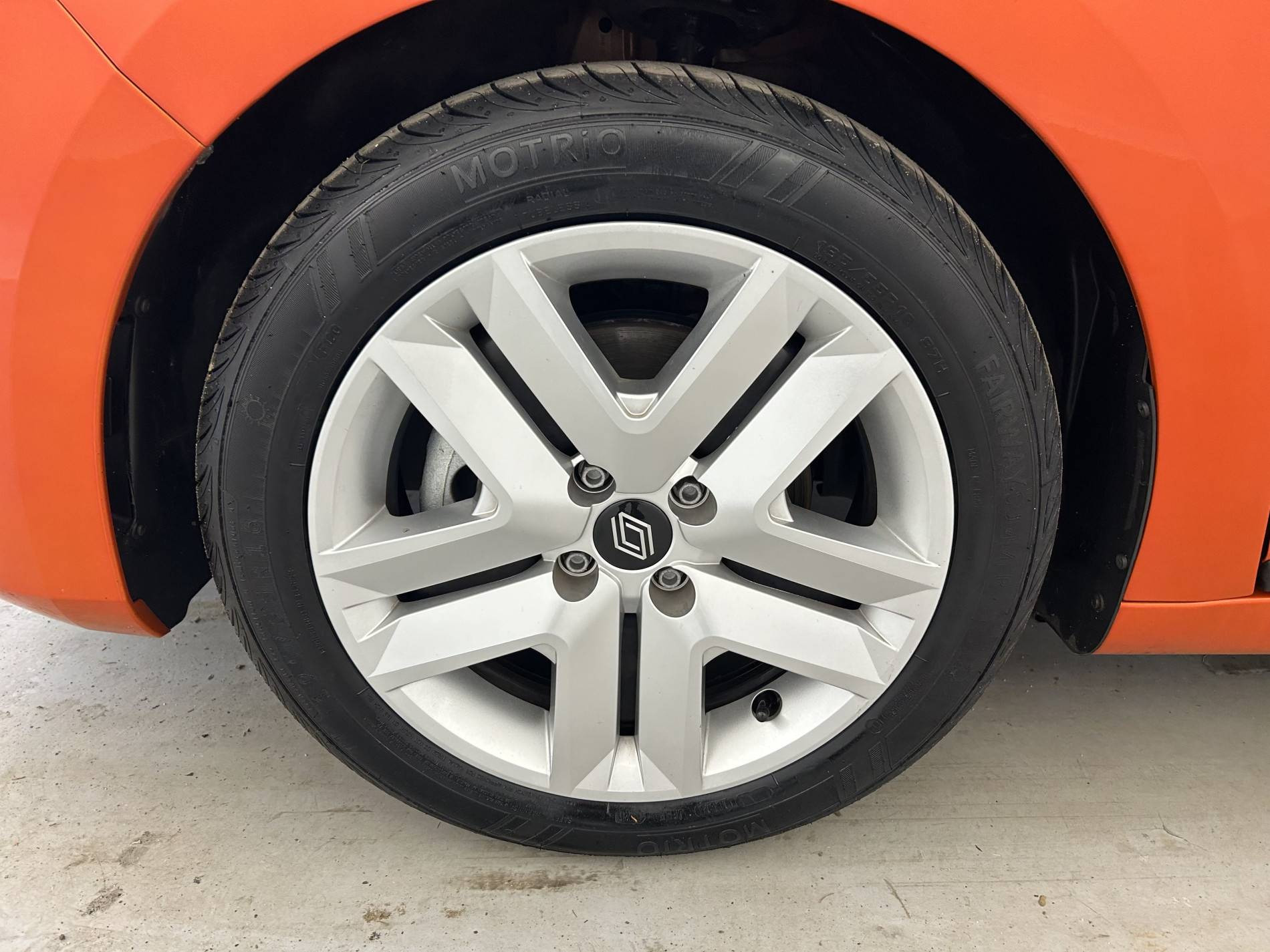 Vente en ligne Renault Clio 5 Clio E-Tech full hybrid 145 ch GSR2 au prix de 19 990 €