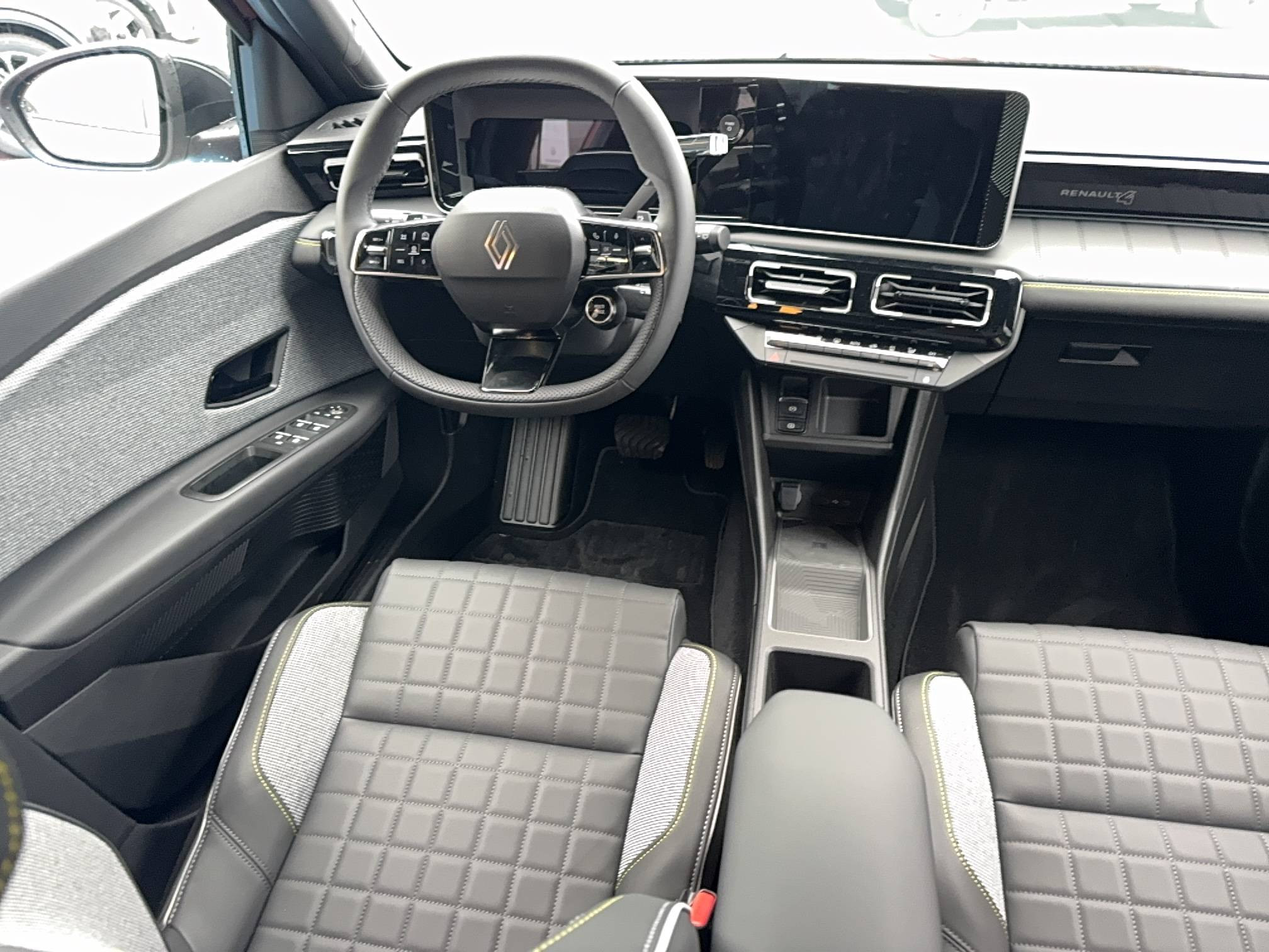 Vente en ligne Renault R4 E-Tech  150 ch autonomie confort au prix de 36 300 €