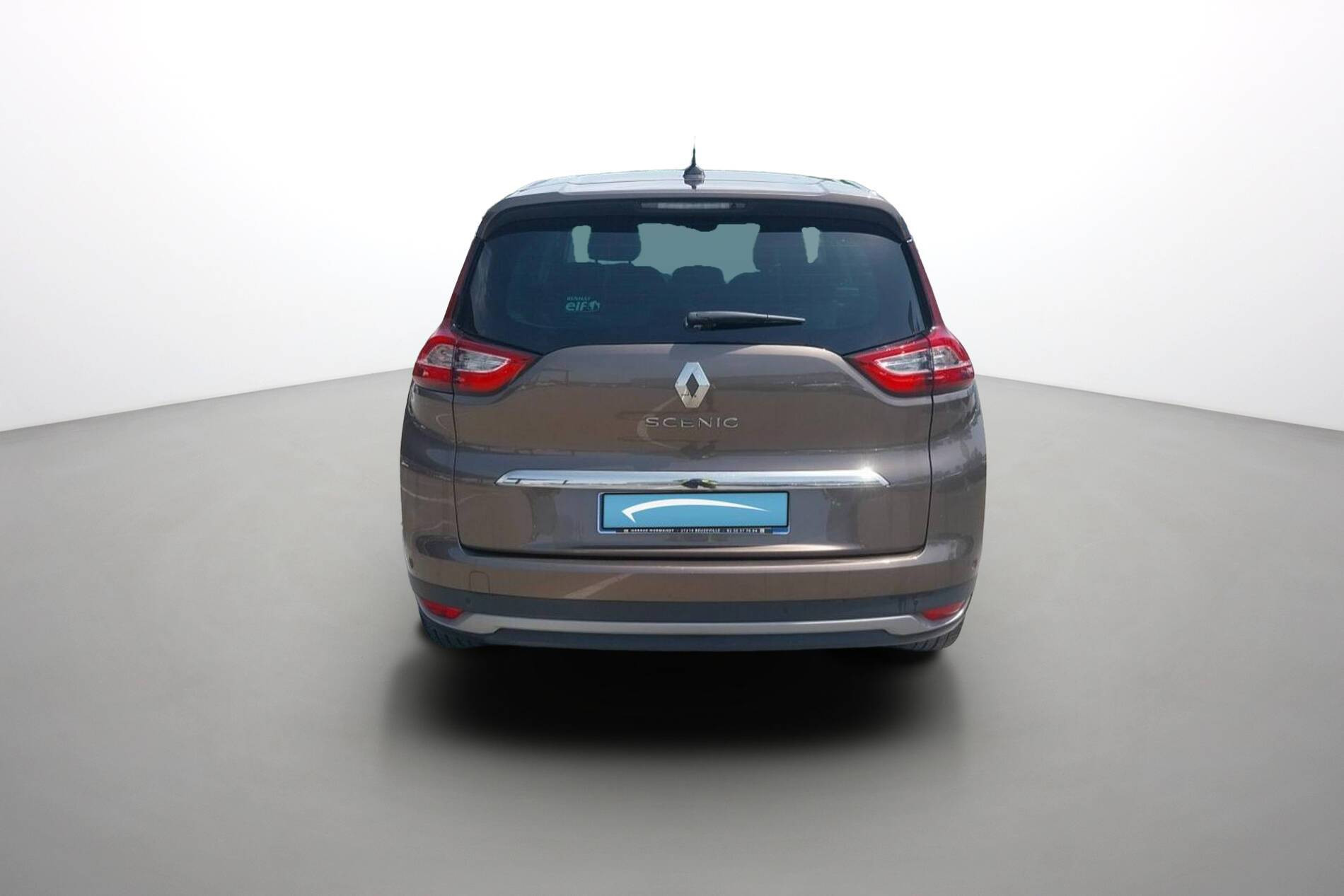 Vente en ligne Renault Grand Scenic 4 Grand Scenic Blue dCi 120 au prix de 15 570 €