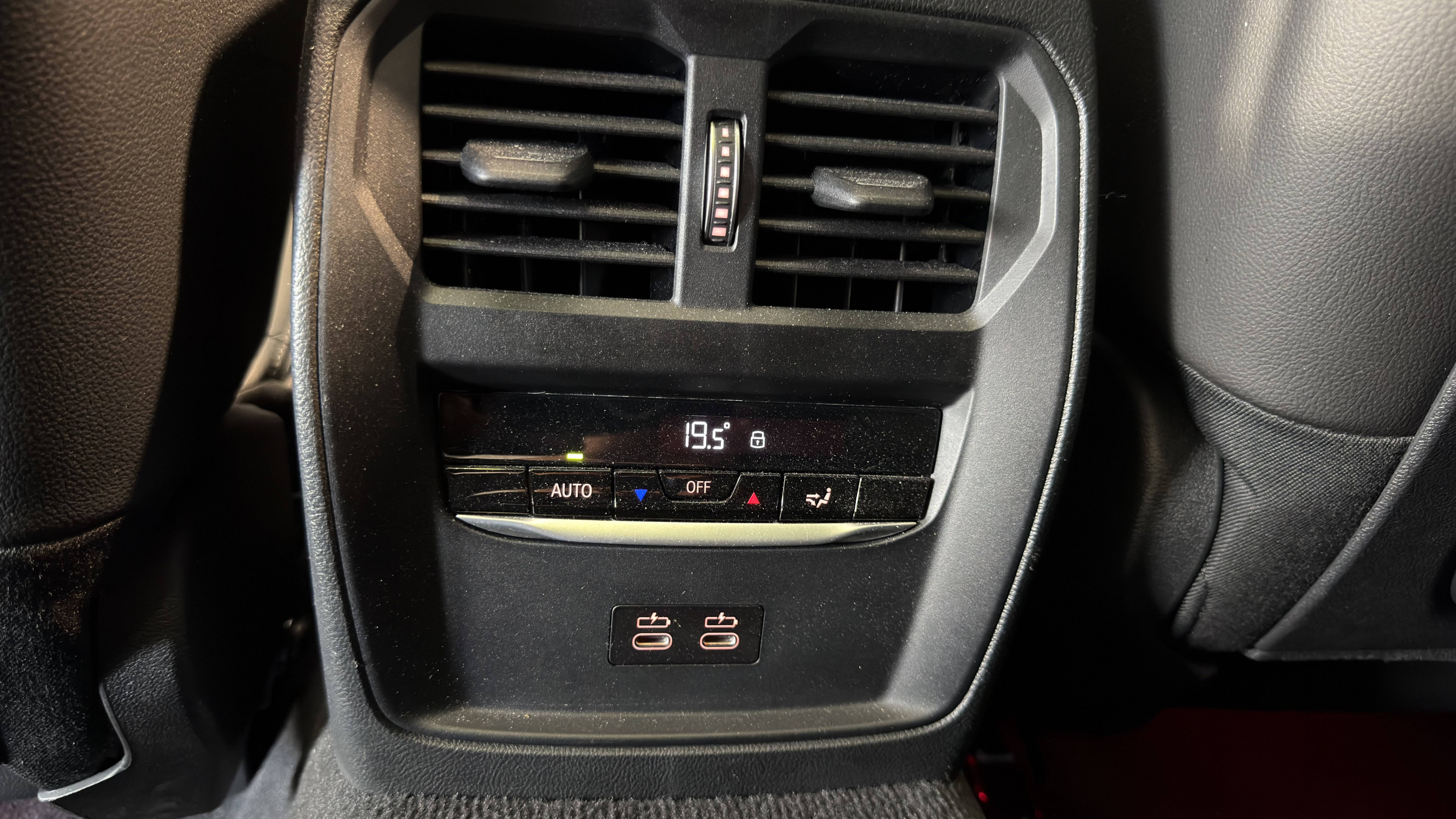 Vente en ligne Bmw Série 3 Touring Touring 330d 286 ch BVA8 au prix de 47 990 €