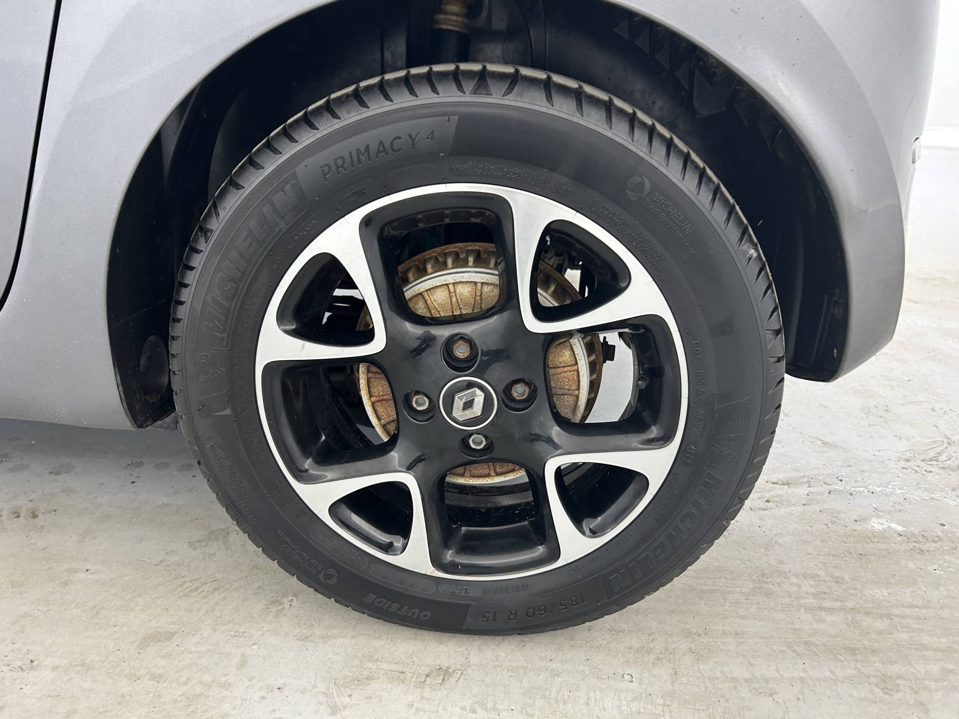 Vente en ligne Renault Twingo 3  TCe 95 au prix de 11 790 €