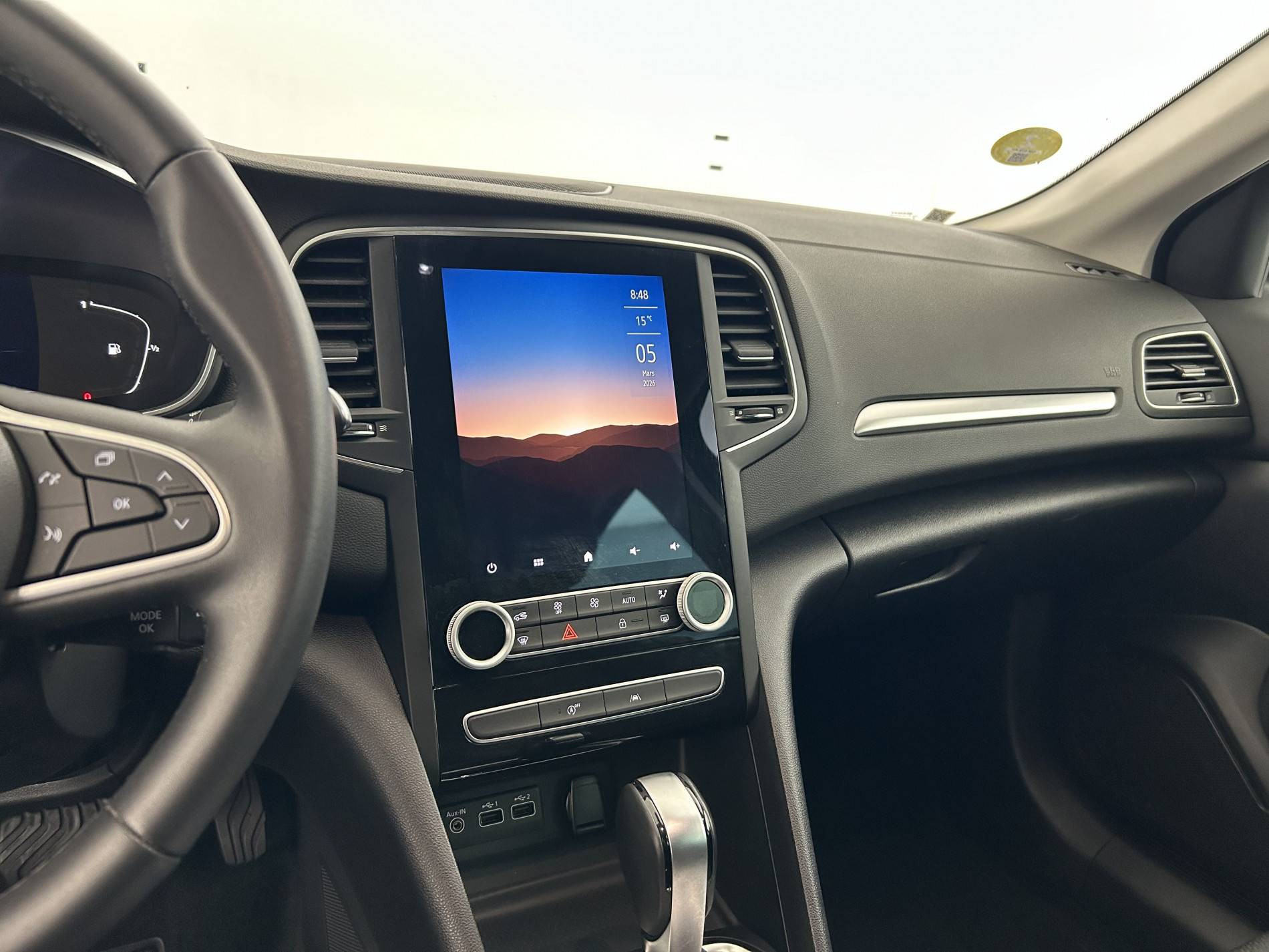 Vente en ligne Renault Megane 4  Blue dCi 115 EDC au prix de 19 690 €