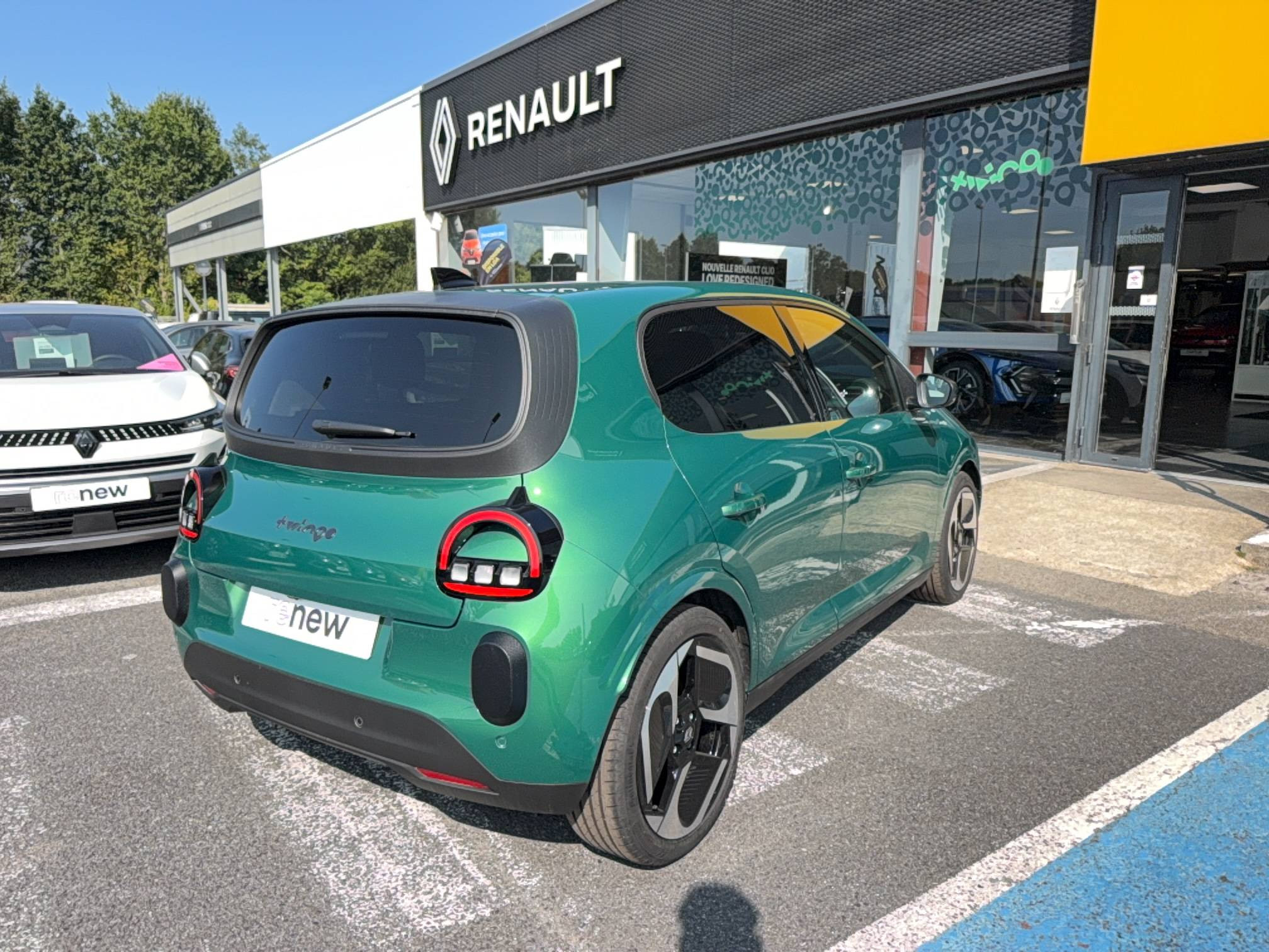 Vente en ligne Renault Twingo Electrique  80 ch autonomie urbaine au prix de 21 790 €