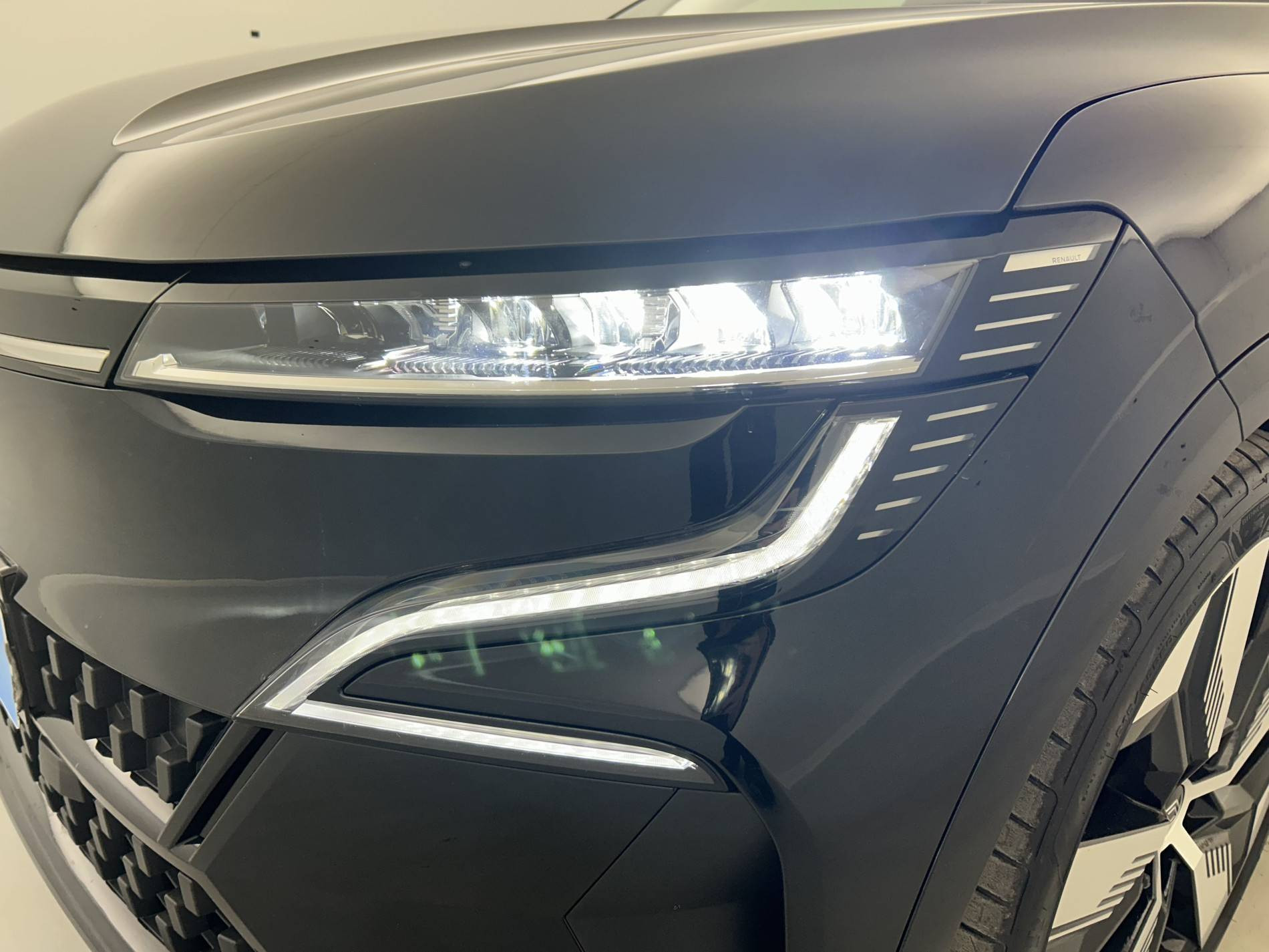Vente en ligne Renault Megane E-Tech  EV60 220 ch optimum charge au prix de 27 490 €