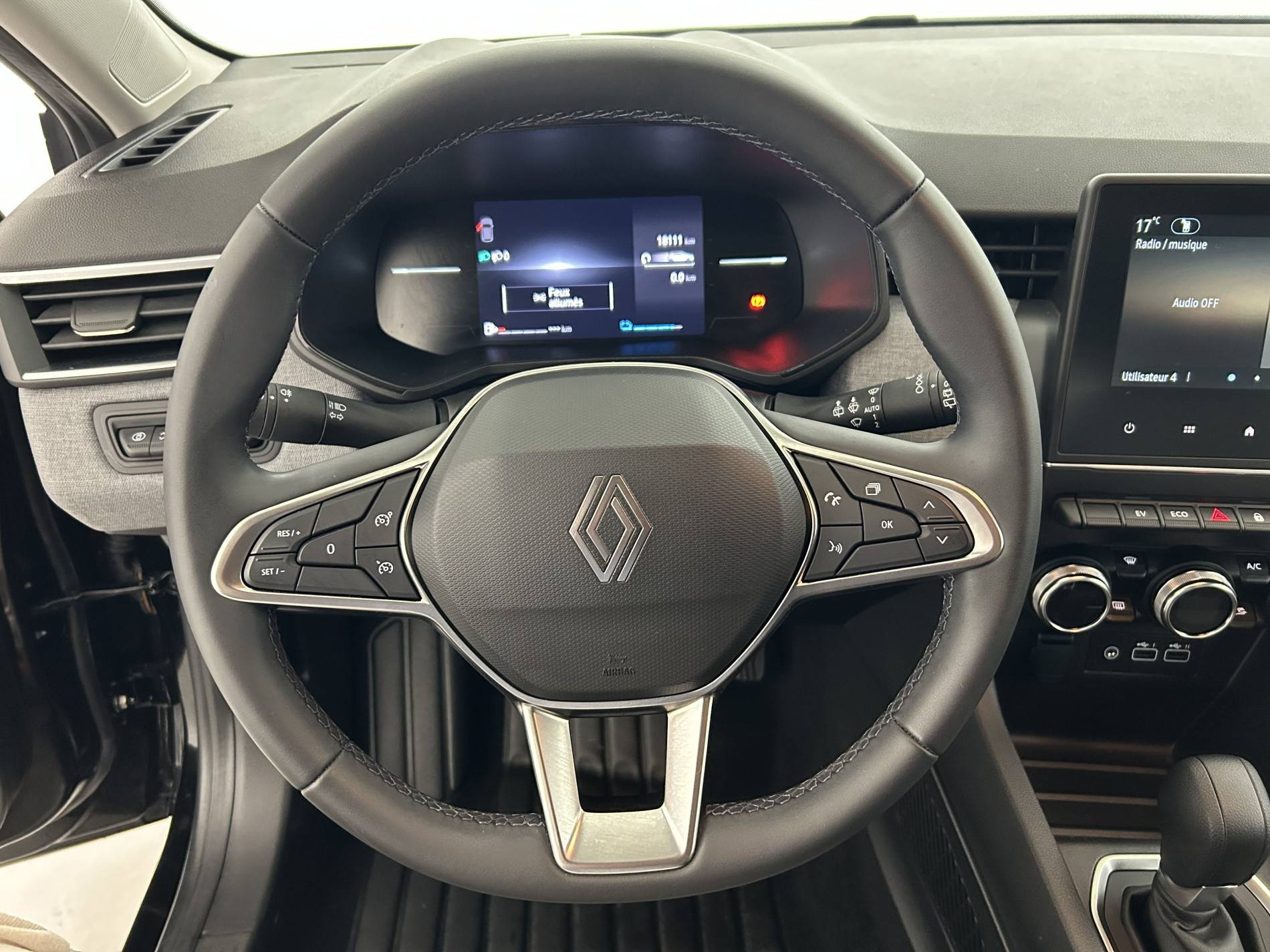 Vente en ligne Renault Clio 5 Clio E-Tech full hybrid 145 ch GSR2 au prix de 19 990 €