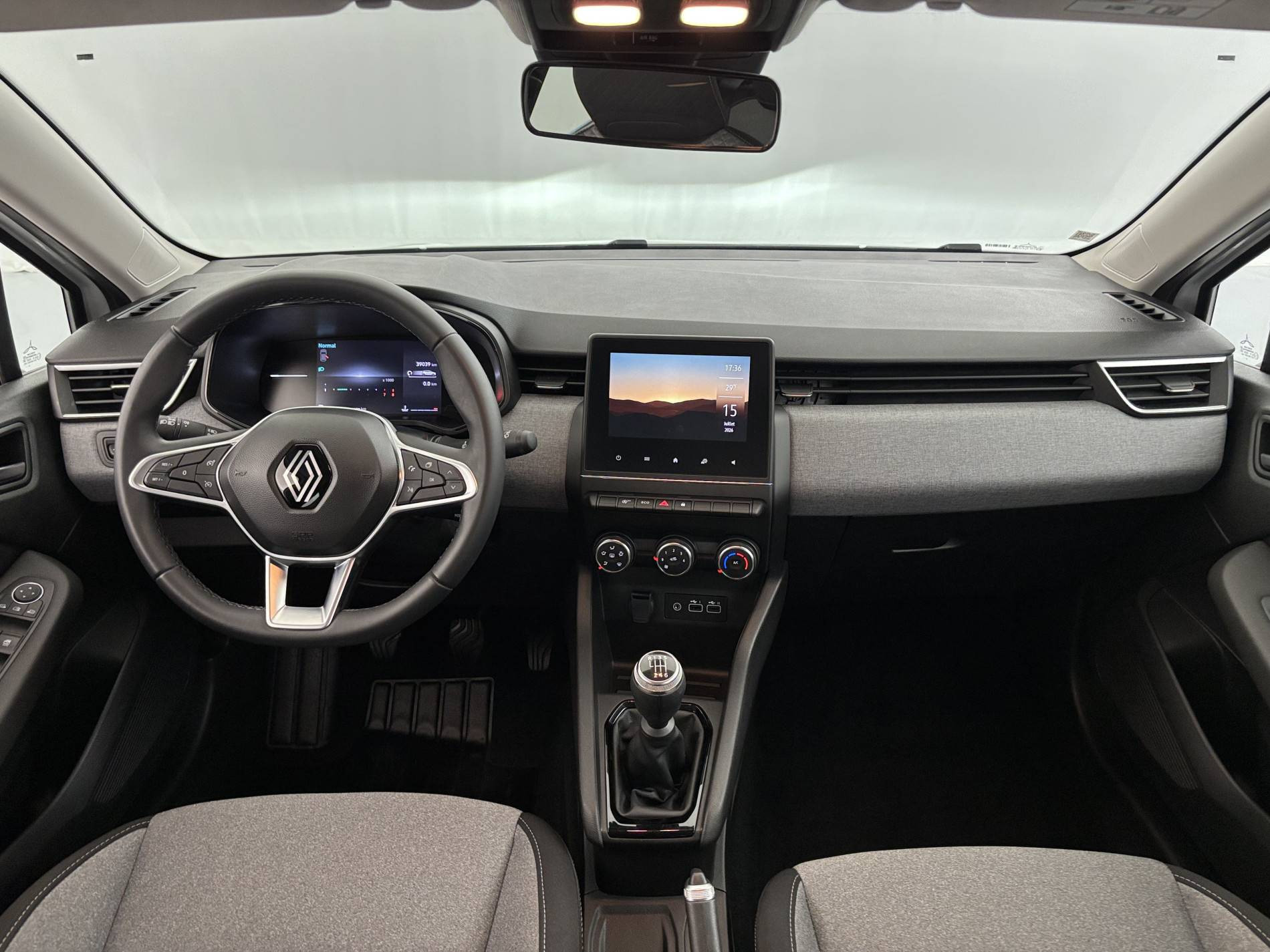 Vente en ligne Renault Clio 5 Clio TCe 90 au prix de 14 690 €
