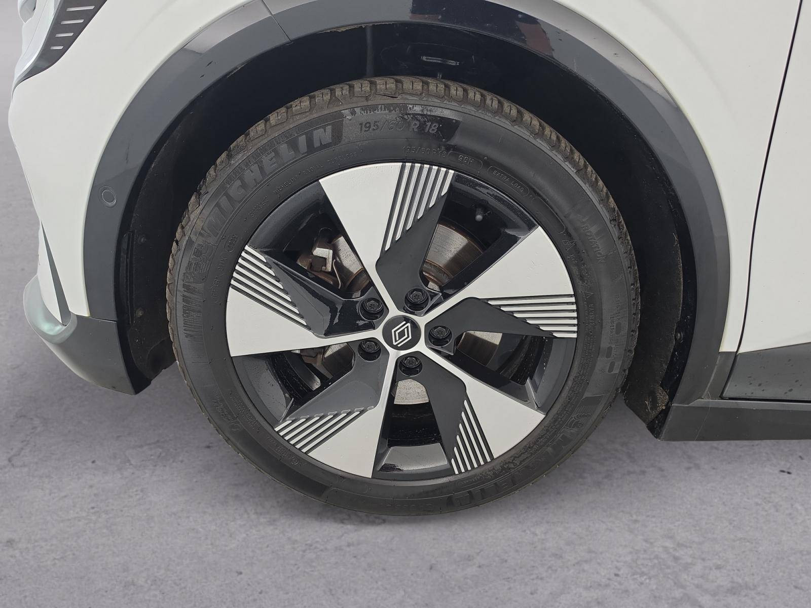 Vente en ligne Renault Megane E-Tech  EV40 130ch standard charge au prix de 17 900 €