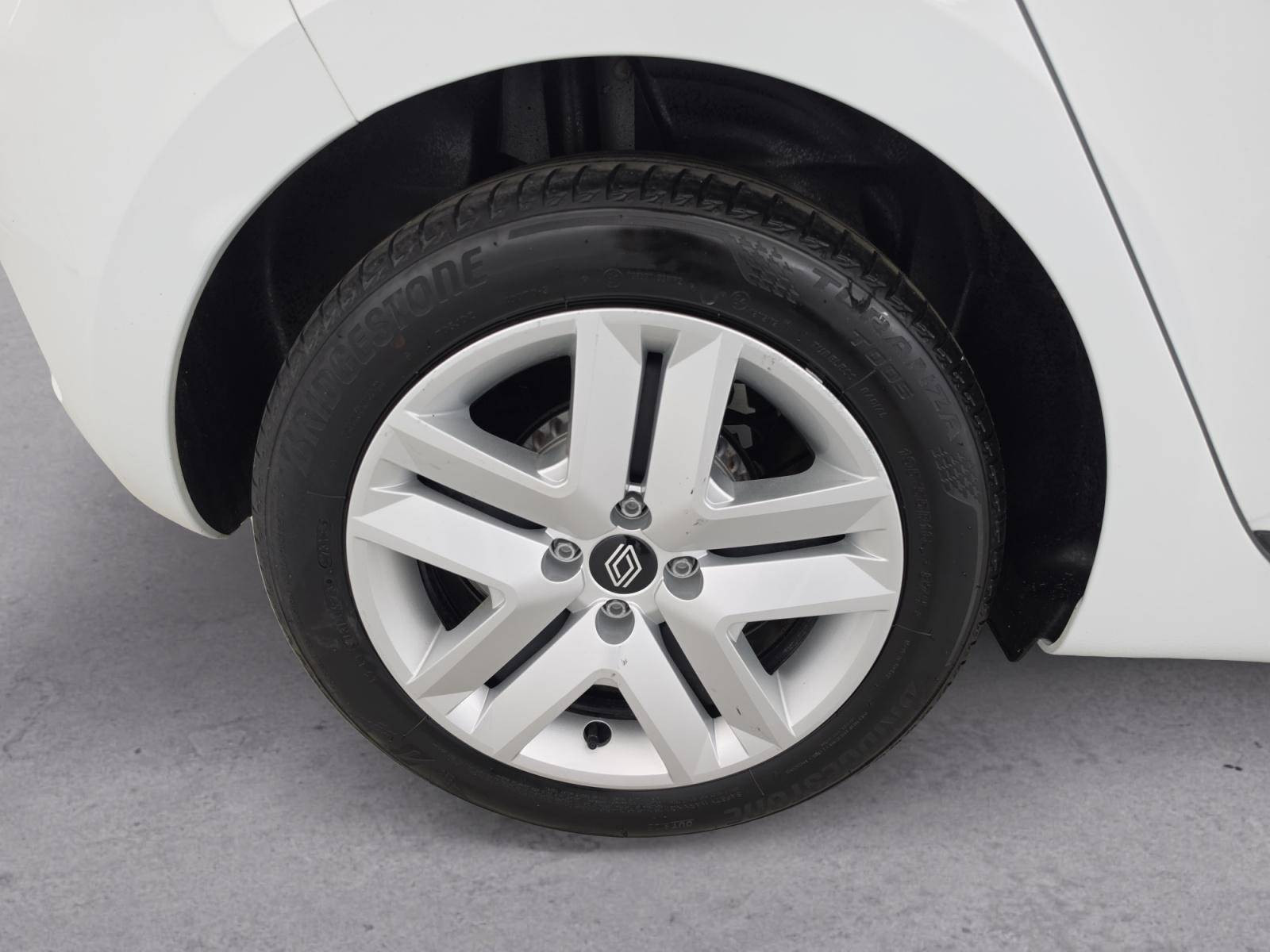 Vente en ligne Renault Clio 5 Clio TCe 90 au prix de 14 750 €