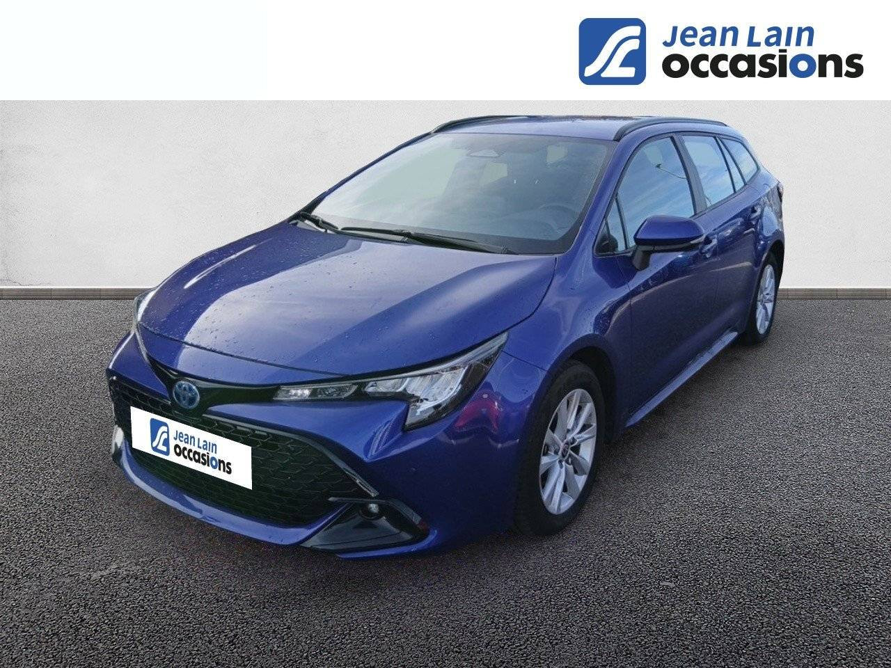 Vente en ligne TOYOTA COROLLA TOURING SPORTS HYBRIDE Corolla Touring Sports Hybride 140ch Dynamic Business de 2024 au prix de 27 190 €