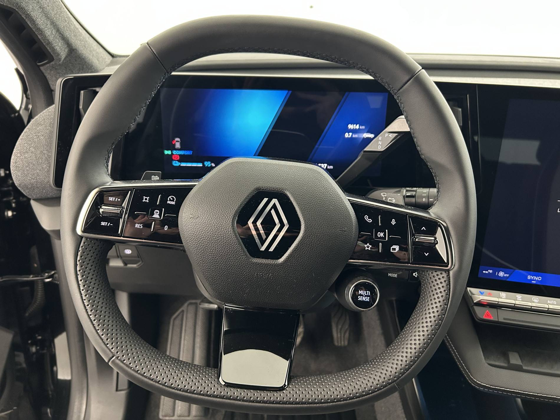 Vente en ligne Renault Scenic E-Tech Scenic E-Tech électrique 220 ch grande autonomie au prix de 37 670 €