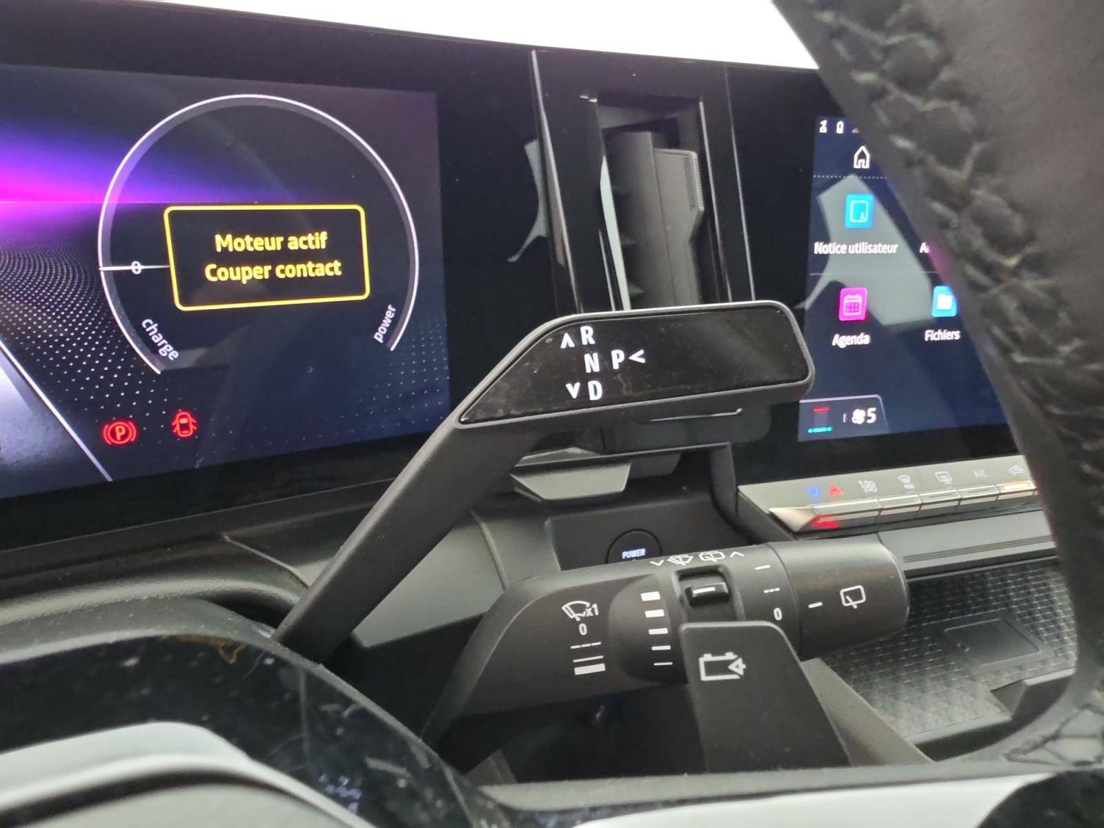 Vente en ligne Renault Megane E-Tech  EV40 130ch standard charge au prix de 26 900 €