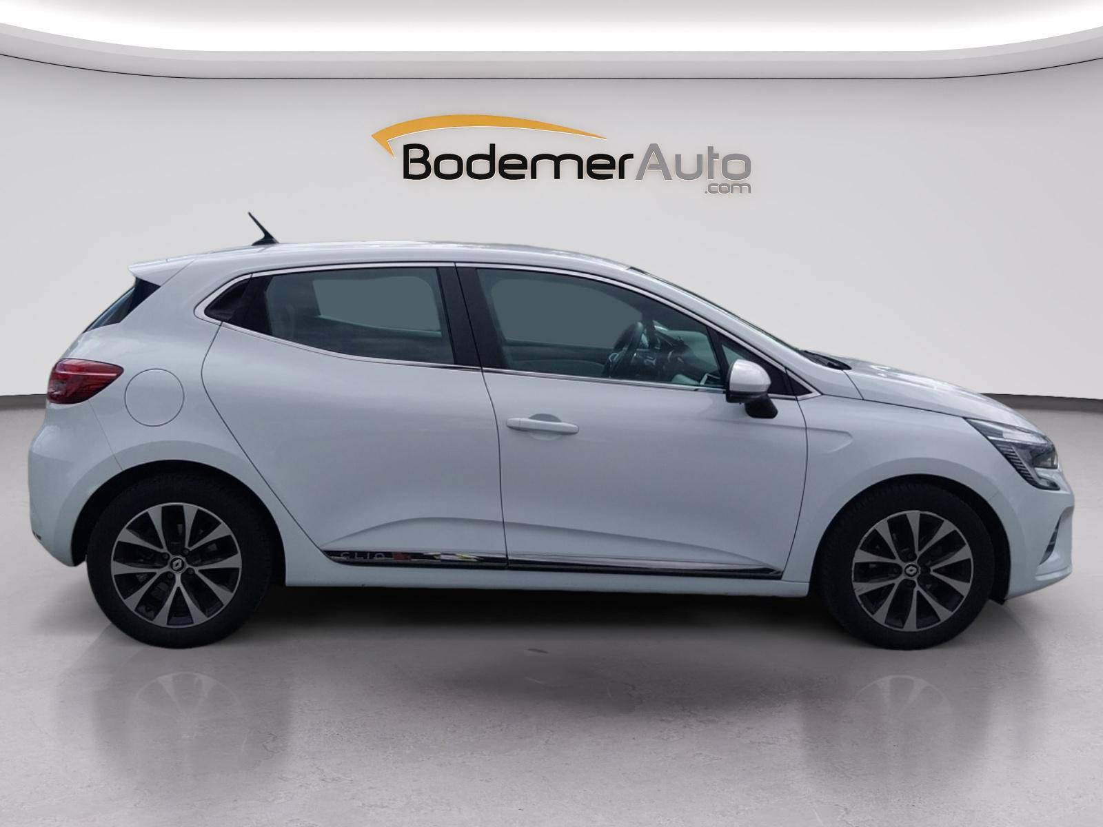 Vente en ligne Renault Clio 5 Clio TCe 90 - 21N au prix de 14 990 €