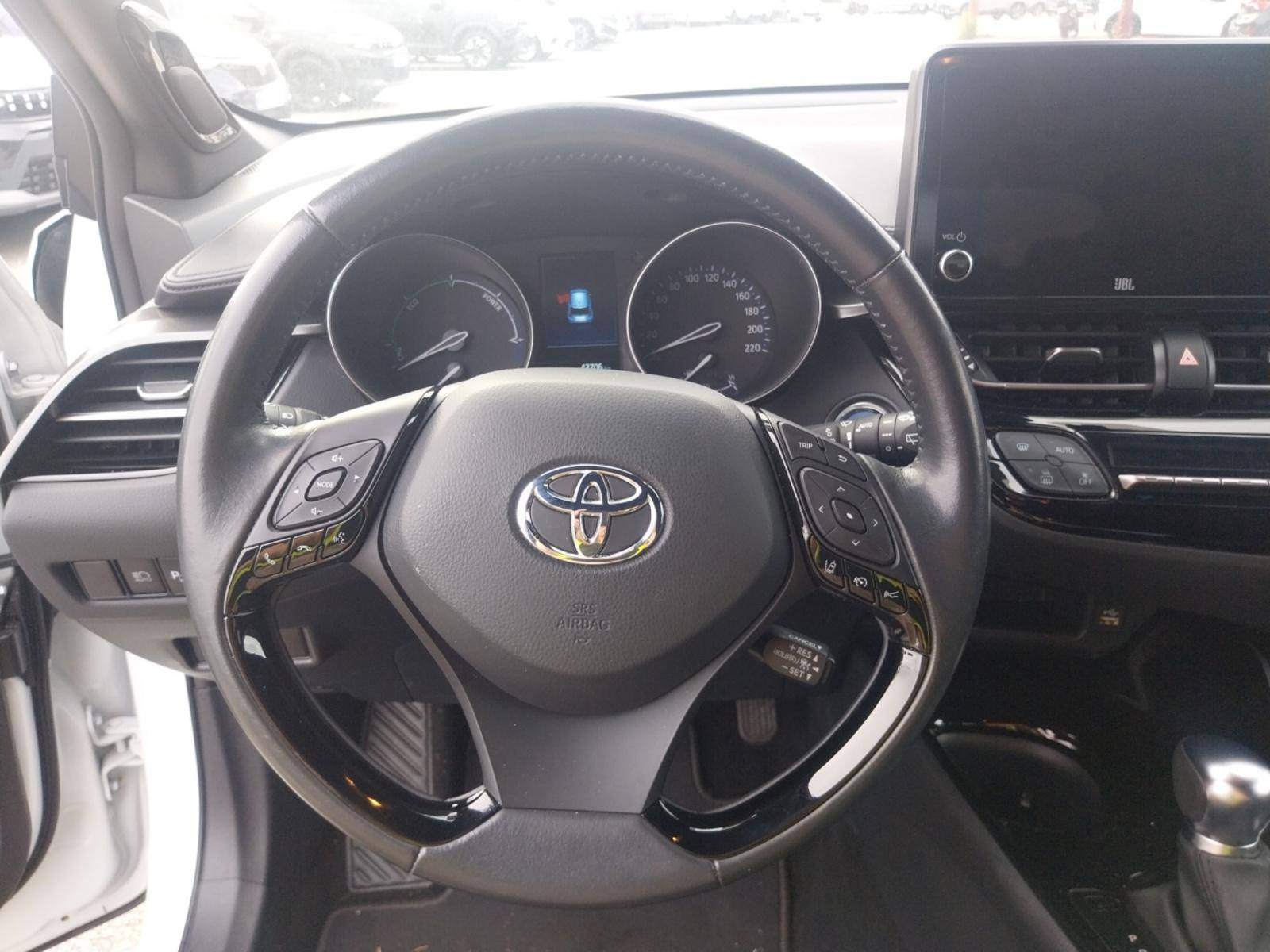 Vente en ligne Toyota C-HR C-HR Hybride 2.0L au prix de 23 990 €