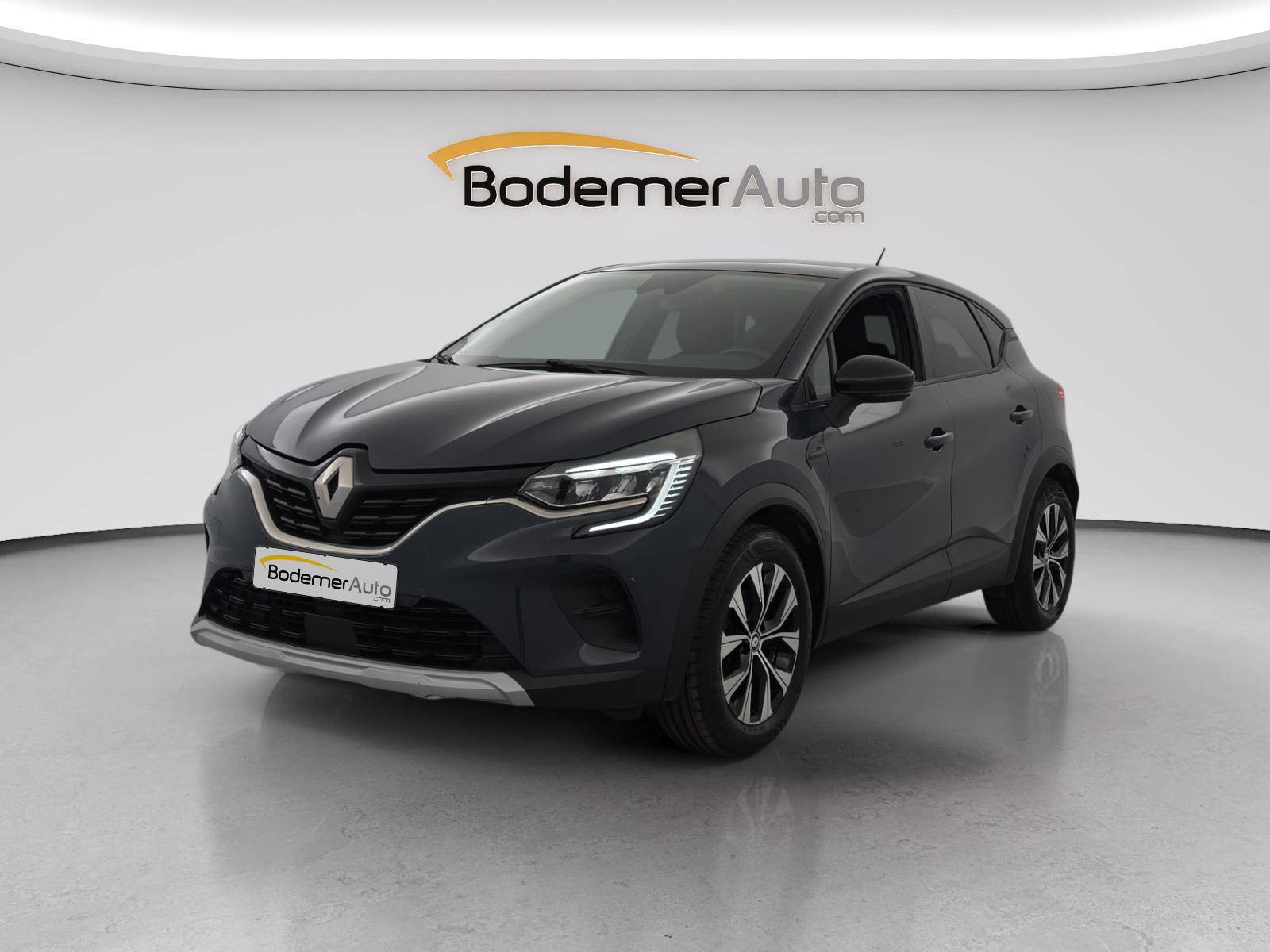 Renault Captur  E-Tech full hybrid 145 occasion de 2023 en vente à Quimper