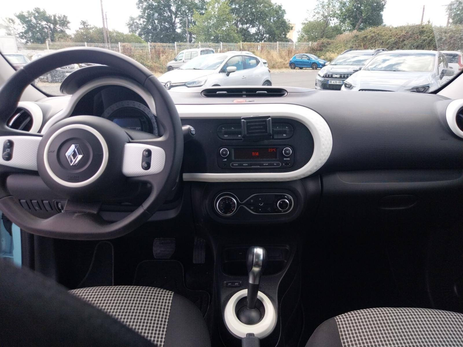 Vente en ligne Renault Twingo Electrique Twingo III E-Tech au prix de 12 490 €