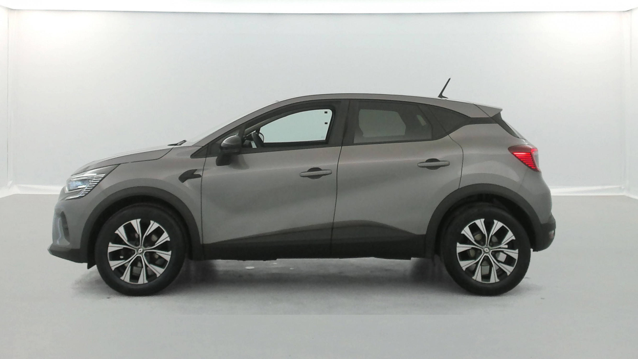 Vente en ligne Renault Captur  TCe 90 au prix de 17 990 €