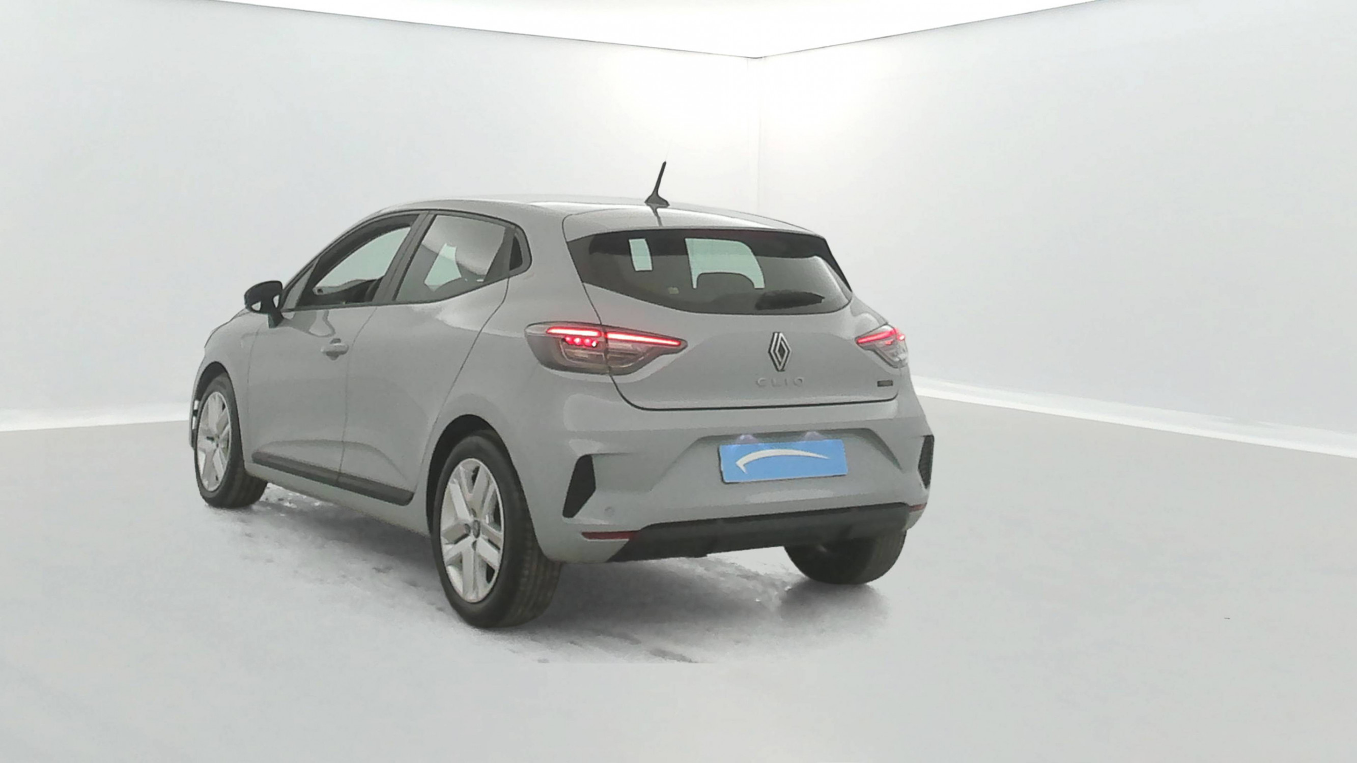 Vente en ligne Renault Clio 5 Clio E-Tech full hybrid 145 ch GSR2 au prix de 20 390 €