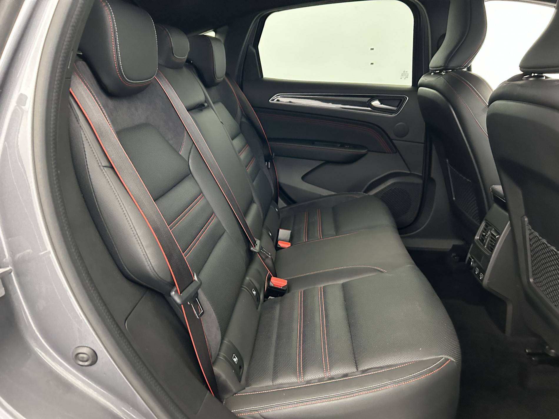 Vente en ligne Renault Arkana  TCe 160 EDC FAP - 21B au prix de 22 200 €