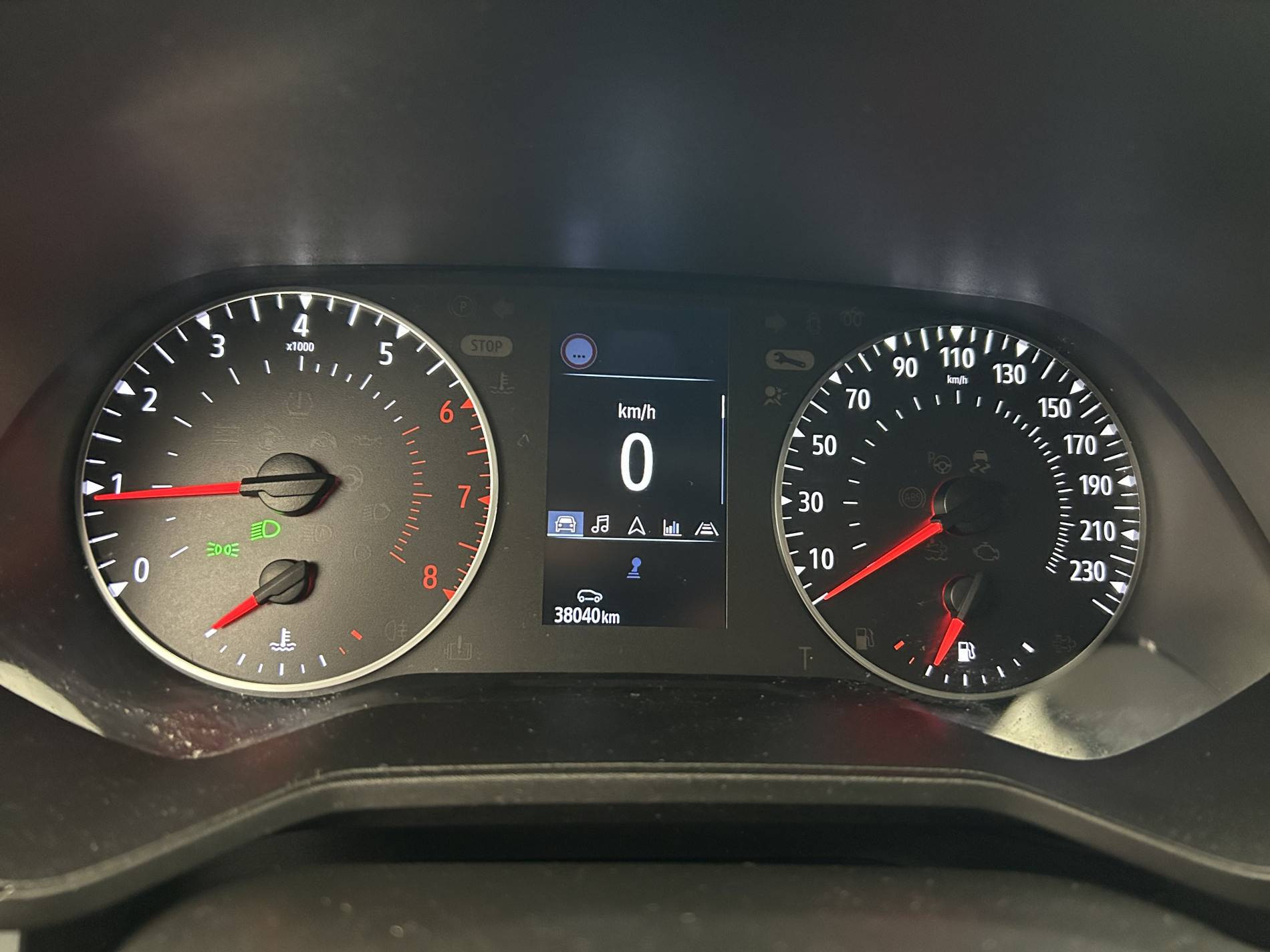 Vente en ligne Renault Clio 5 Clio TCe 100 GPL au prix de 14 390 €