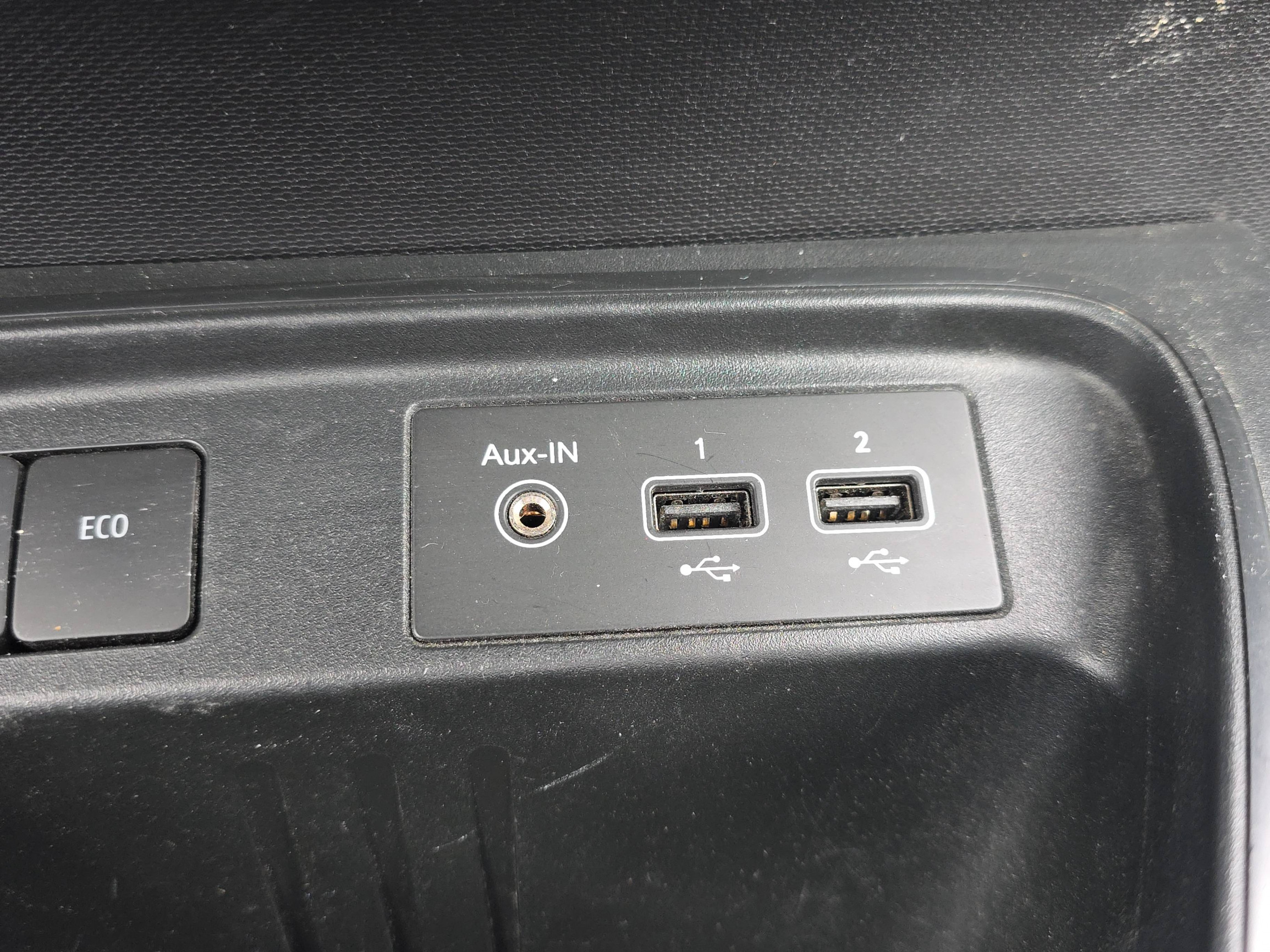 Vente en ligne Renault Twingo Electrique Twingo III E-Tech au prix de 11 990 €