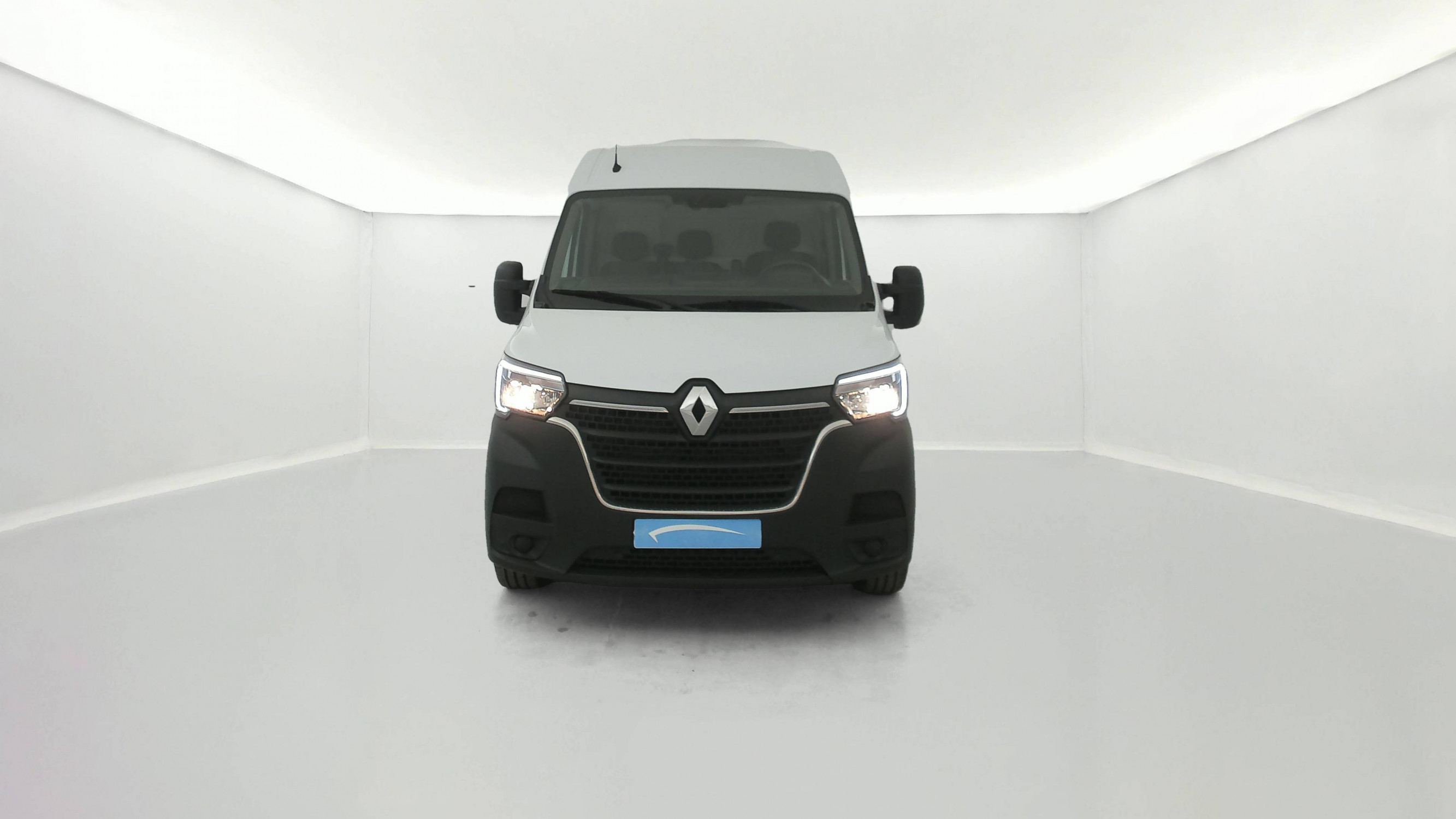 Renault Master Fourgon MASTER FGN TRAC F3500 L2H2 BLUE DCI 135 occasion de 2023 en vente à Brest