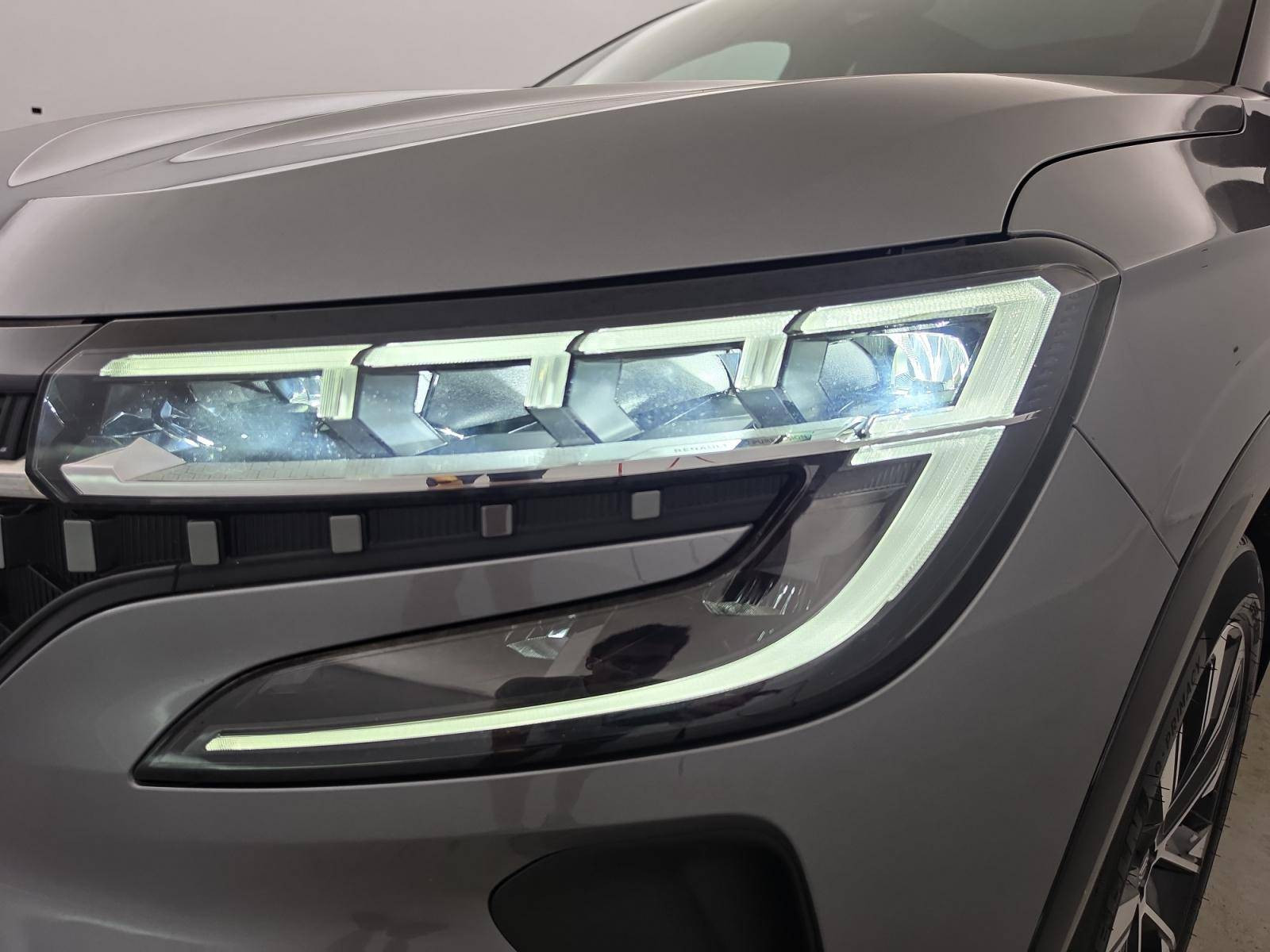 Vente en ligne Renault Austral  E-Tech hybrid 200 au prix de 25 990 €