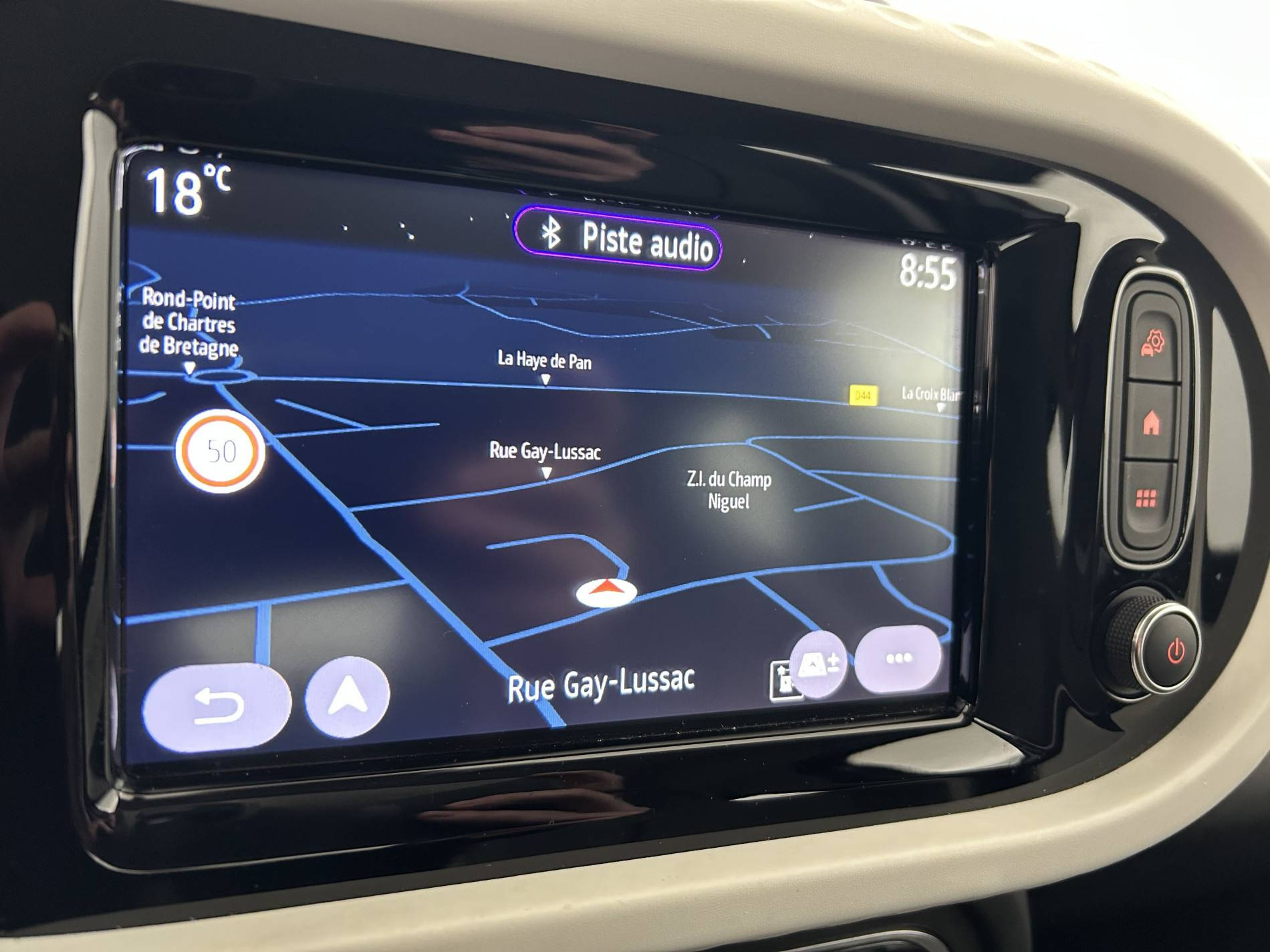 Vente en ligne Renault Twingo Electrique Twingo III E-Tech au prix de 11 990 €