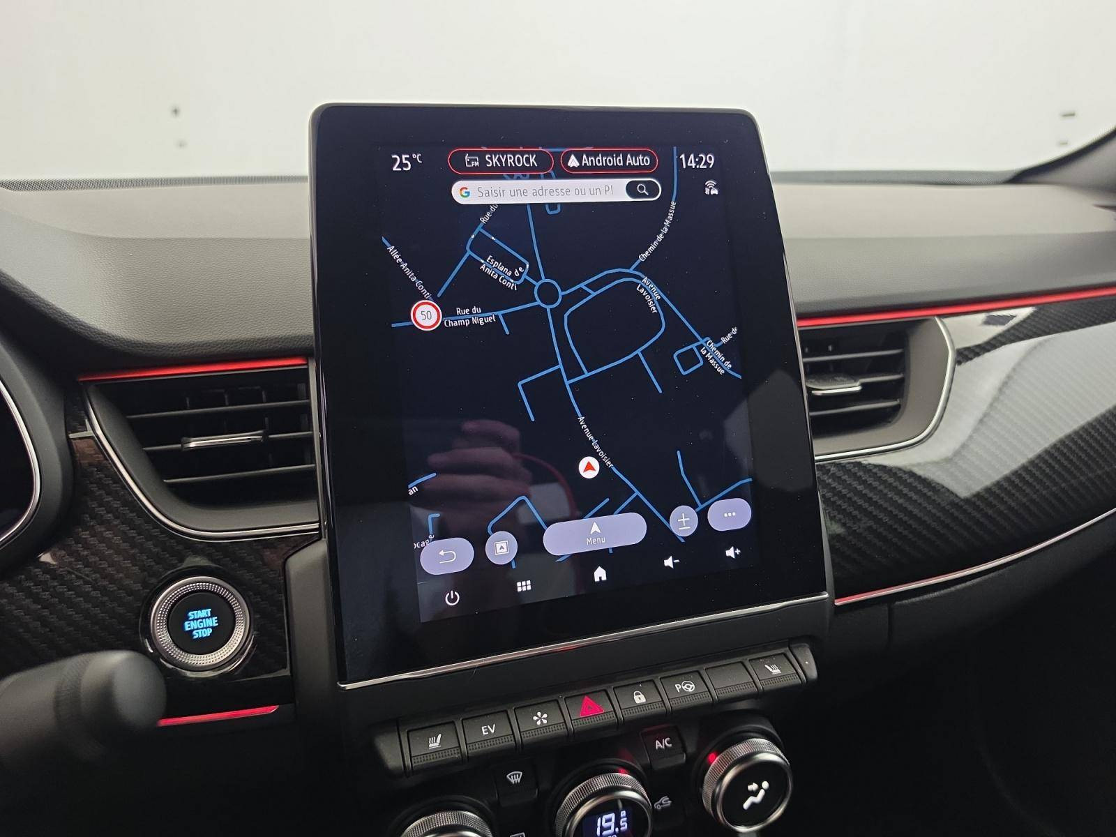 Vente en ligne Renault Arkana  E-Tech hybride 145 au prix de 21 990 €