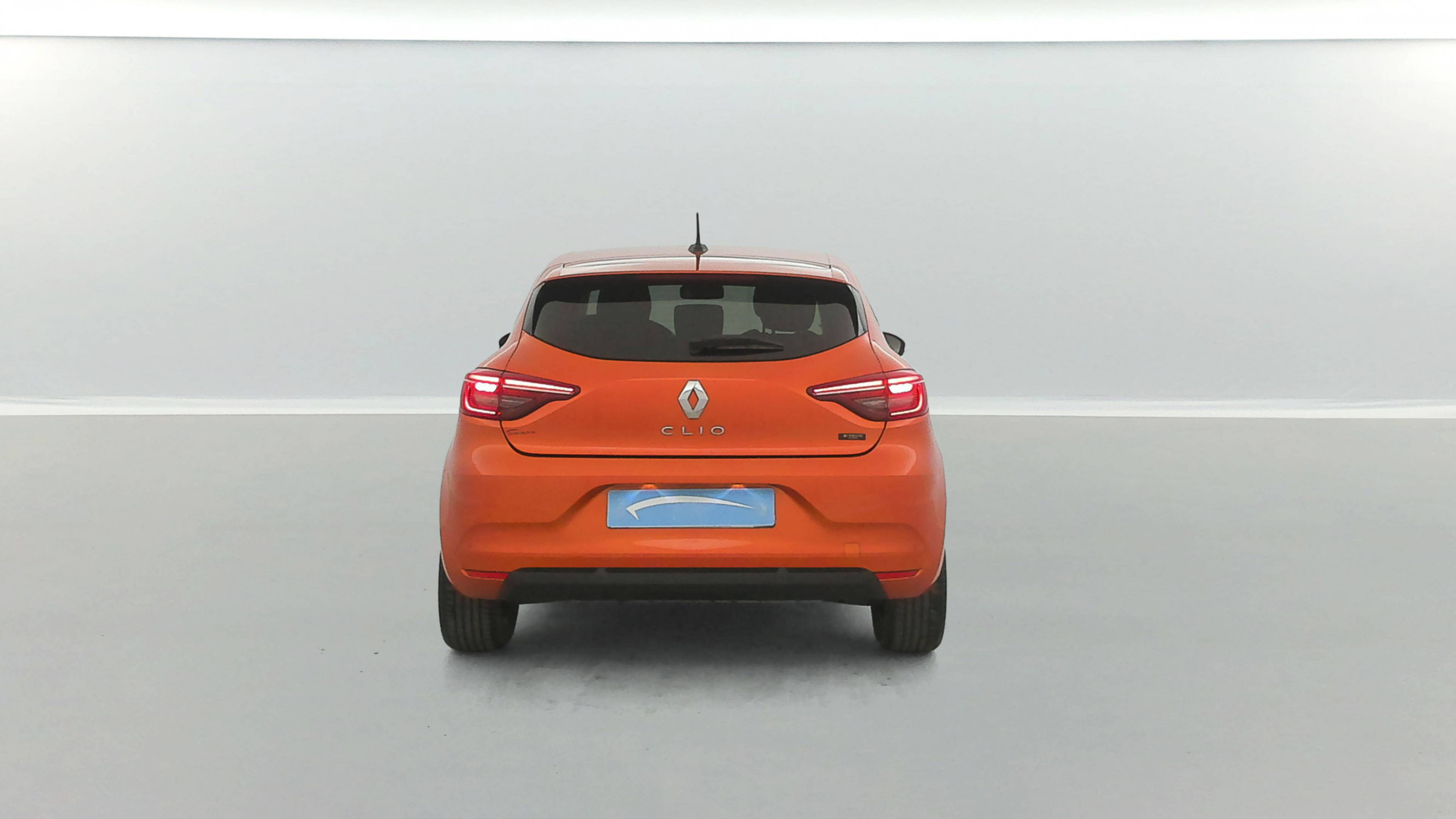 Vente en ligne Renault Clio 5 Clio E-Tech full hybrid 145 au prix de 17 390 €