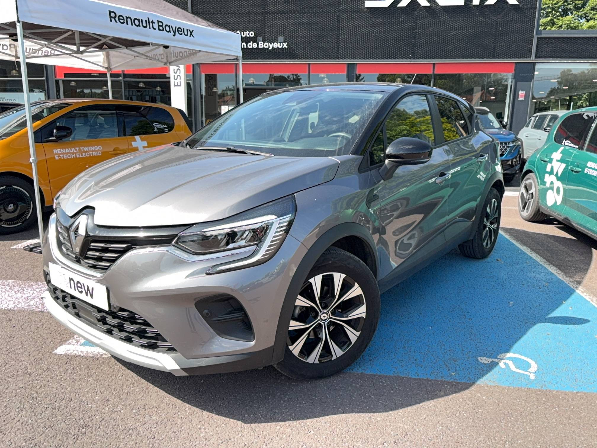 Renault Captur  TCe 90 occasion de 2024 en vente à Bayeux