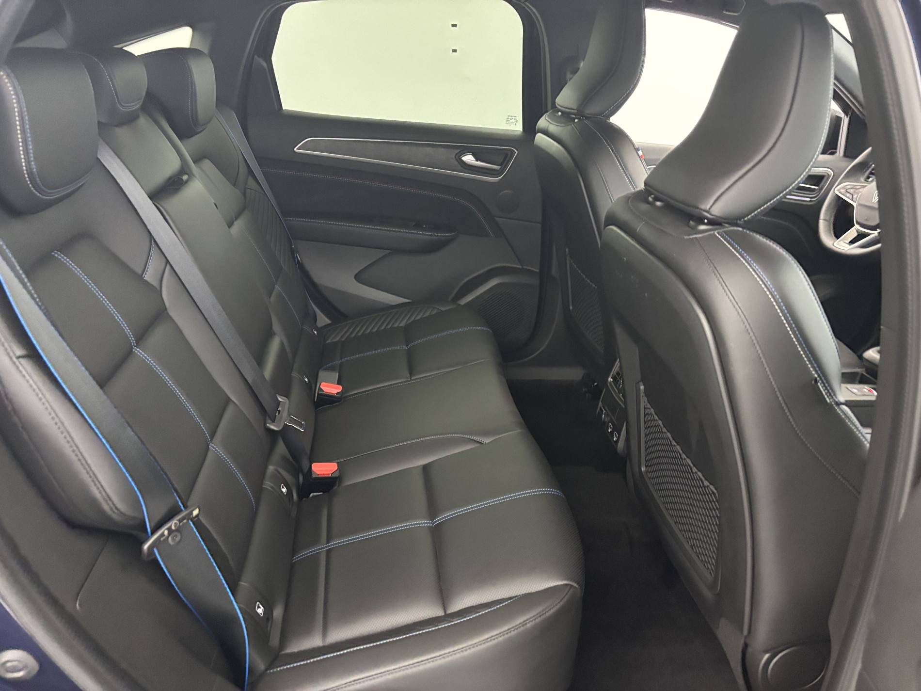 Vente en ligne Renault Arkana  E-Tech full hybrid 145 GSR2 au prix de 28 980 €