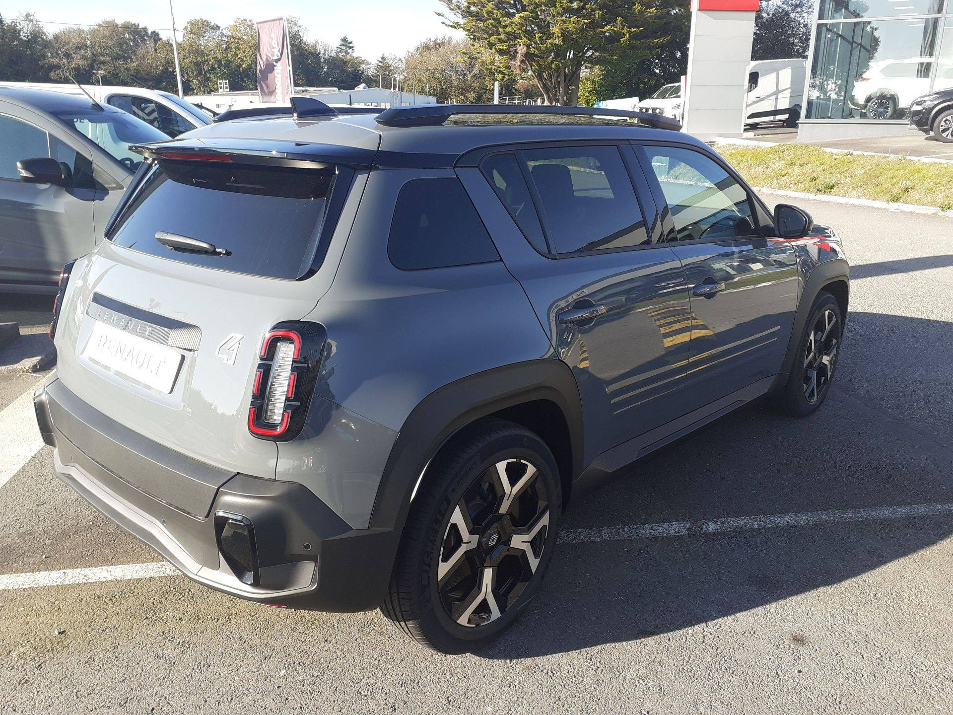 Vente en ligne Renault R4 E-Tech  150 ch autonomie confort au prix de 34 590 €