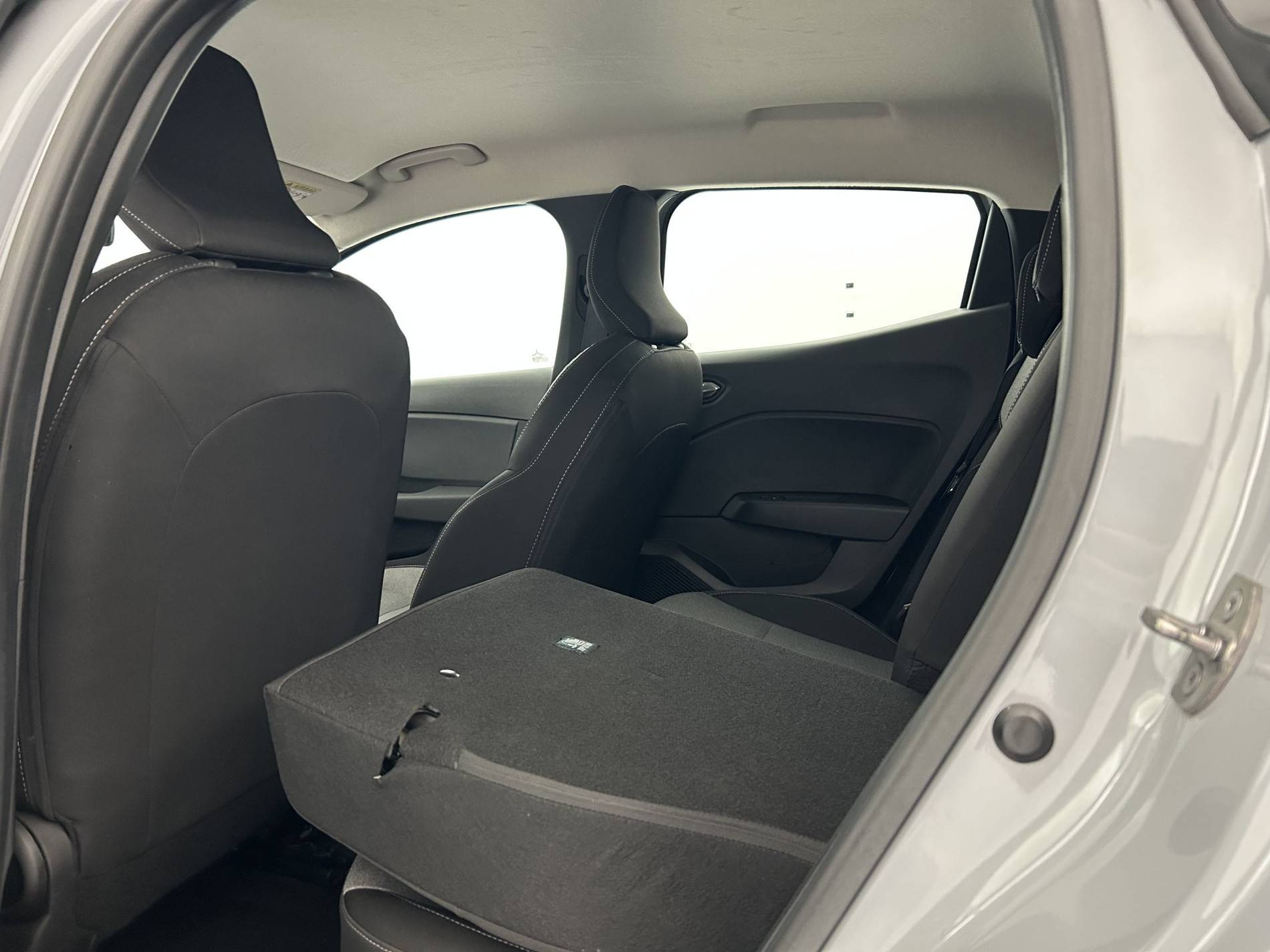 Vente en ligne Renault Clio 5 Clio TCe 90 ch GSR2 au prix de 15 990 €